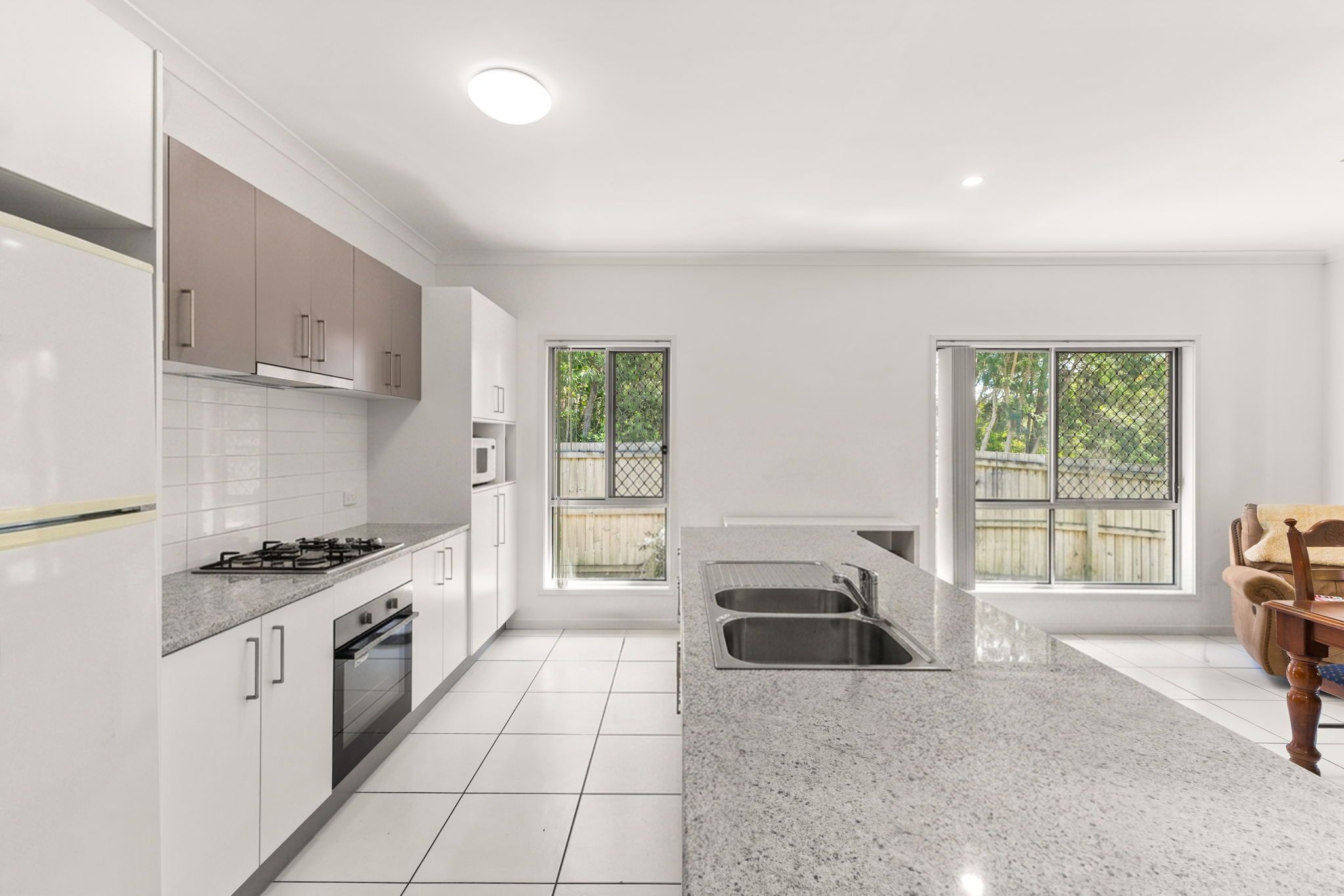 1237 Bribie Island Road — photo 5 of 19
