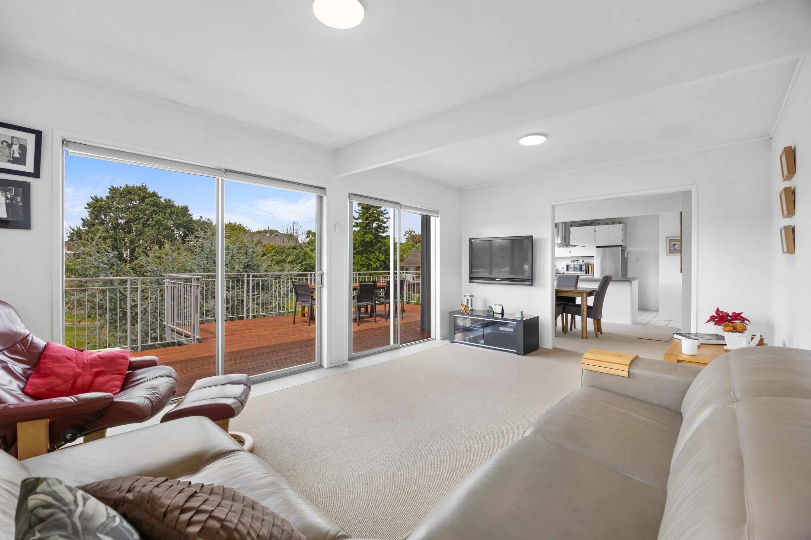 17 Davita Place, Farm Cove, Manukau City