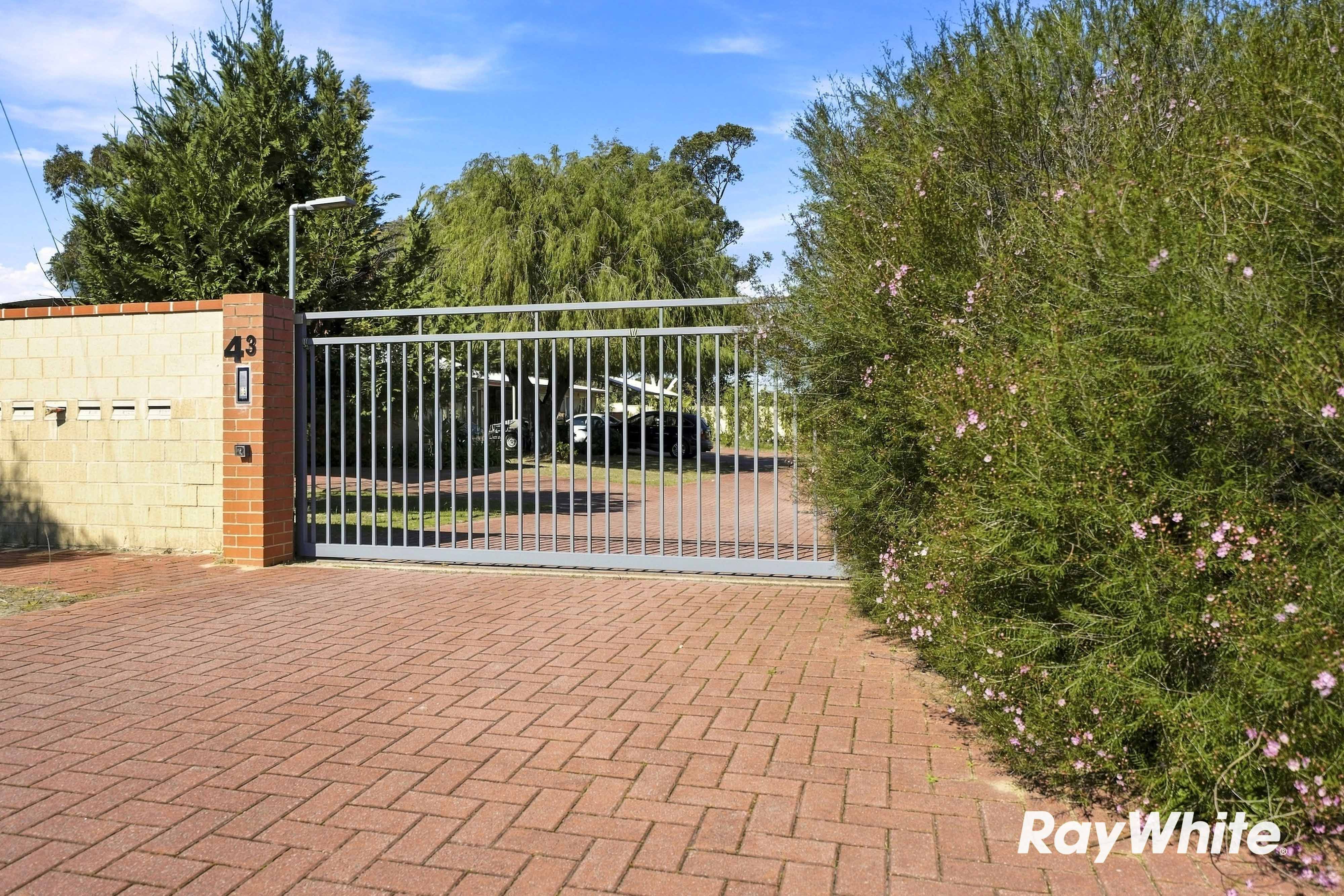 6/43 Golders Way, Girrawheen, WA 6064
