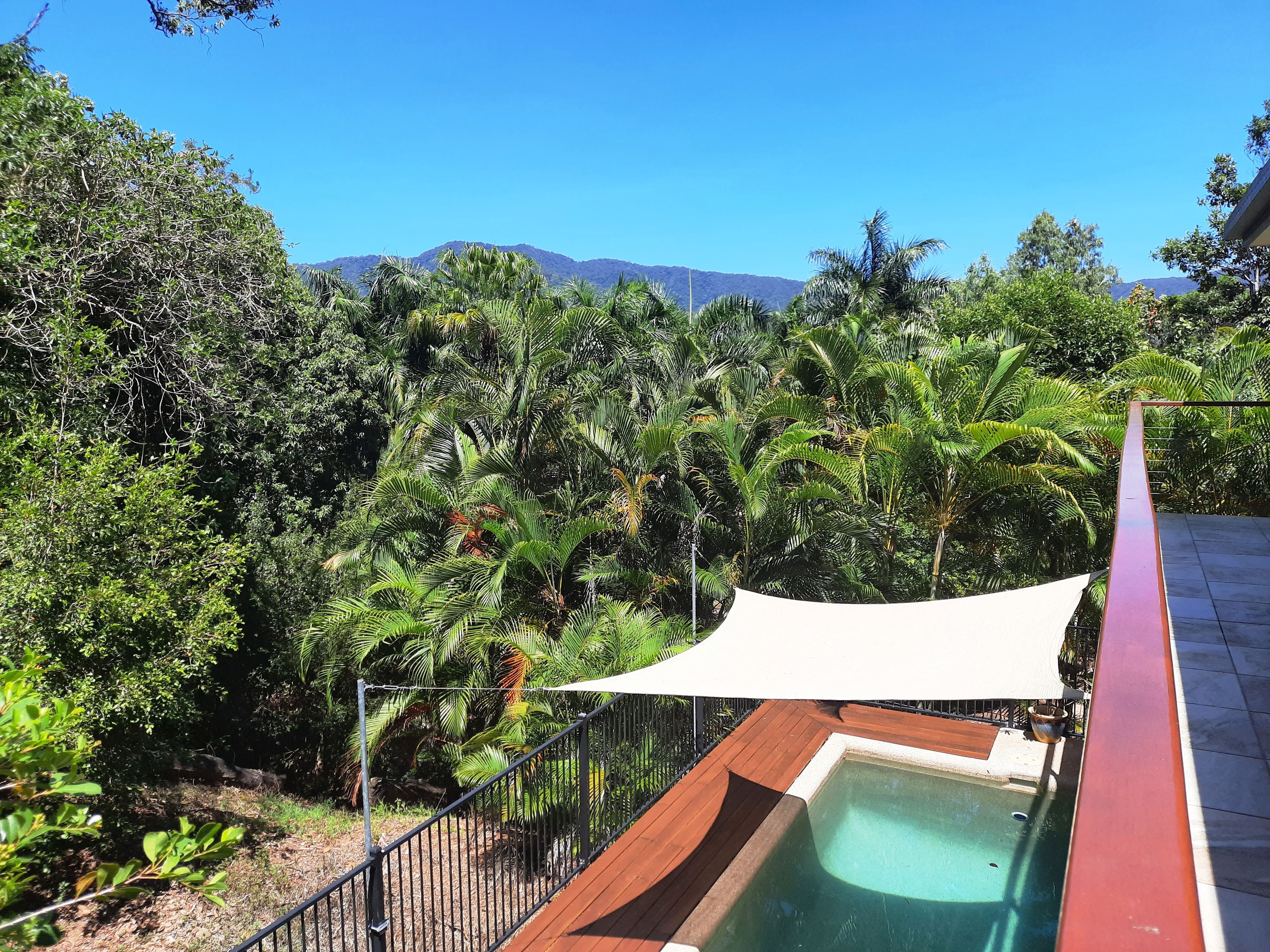 10 Tari Place, Trinity Beach, QLD 4879
