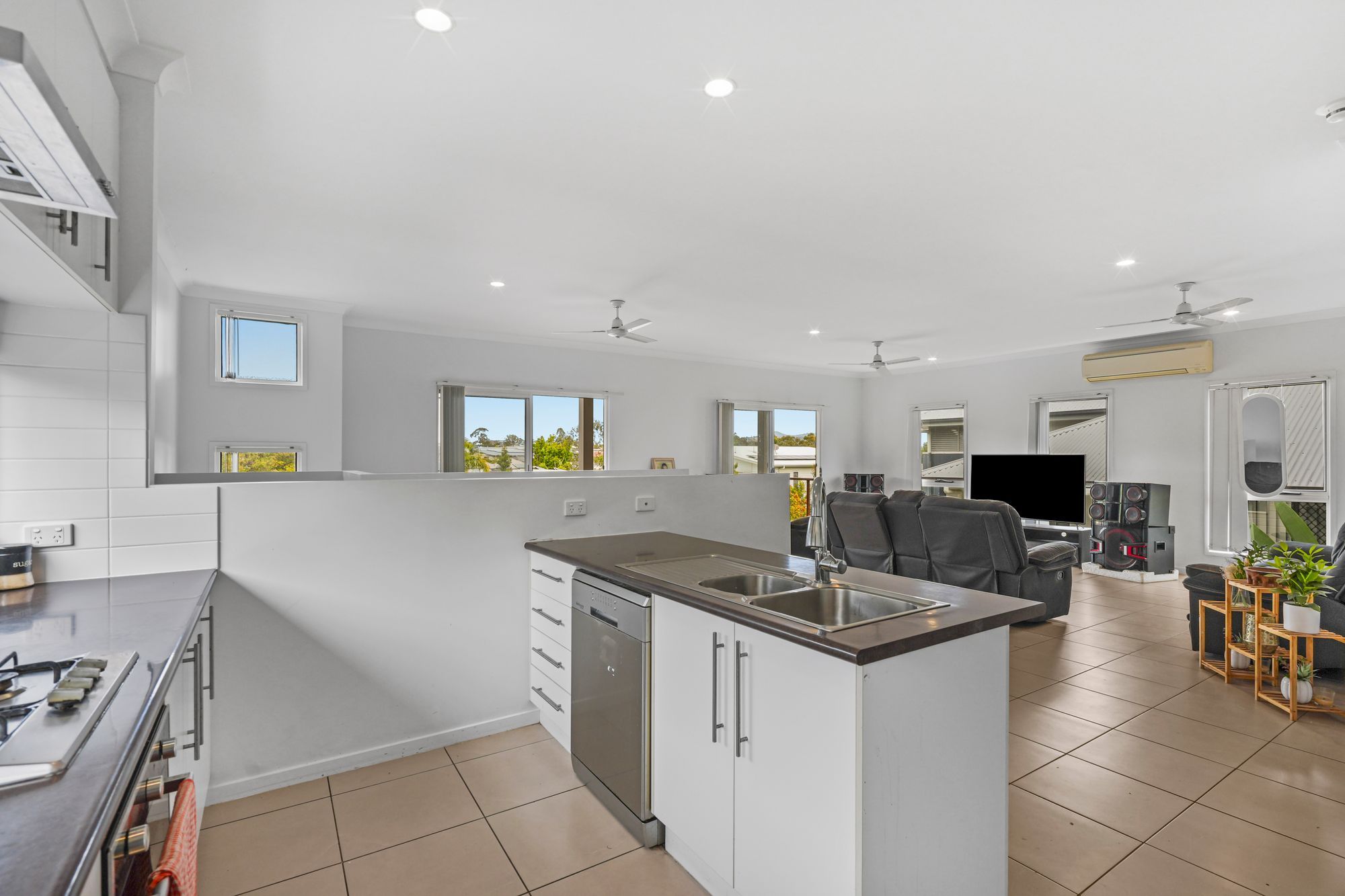 16 Wharf Court, Springfield Lakes, QLD 4300