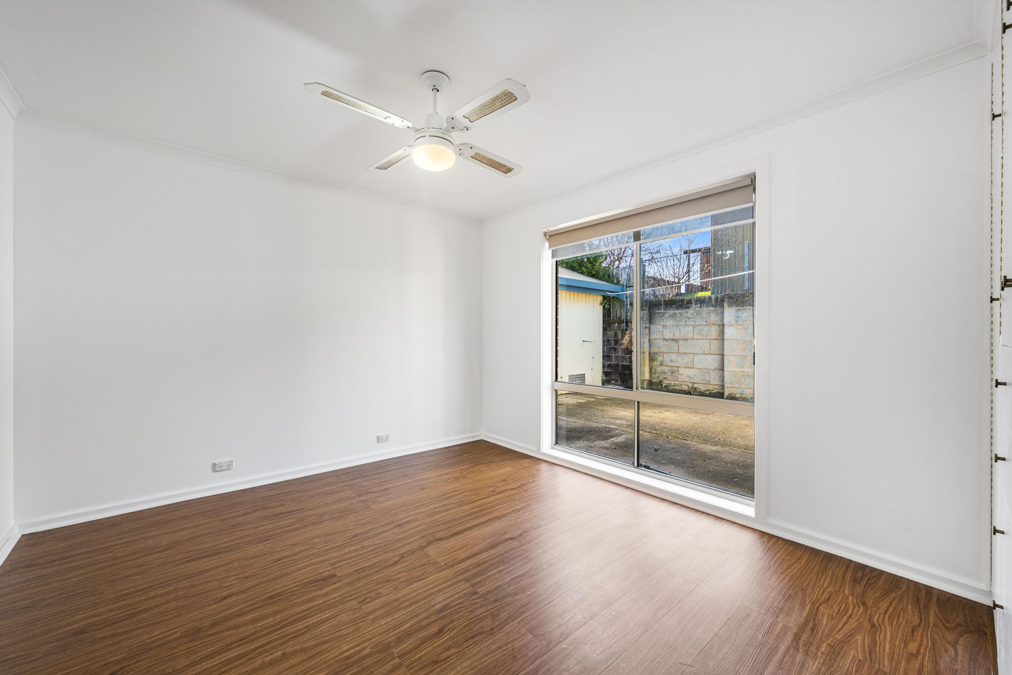 6 Campbell Street — photo 9 of 19