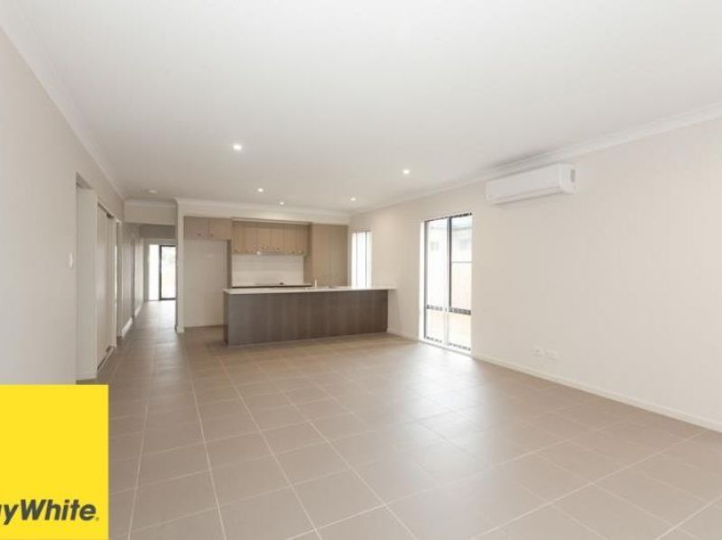 27 Lamont Street, Coomera, QLD 4209