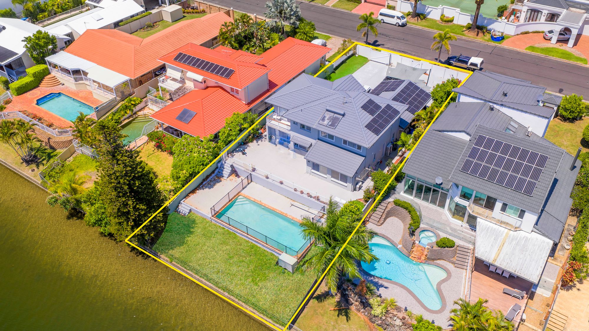 59 Cabana Boulevard, Benowa Waters, QLD 4217