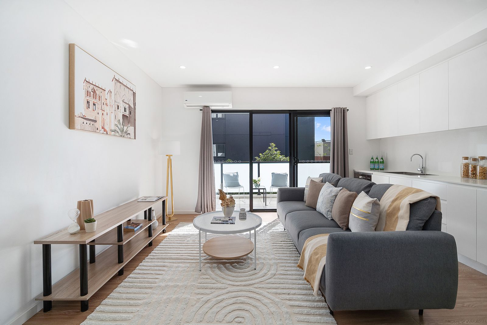 2A Cooks Avenue, Canterbury NSW 2193