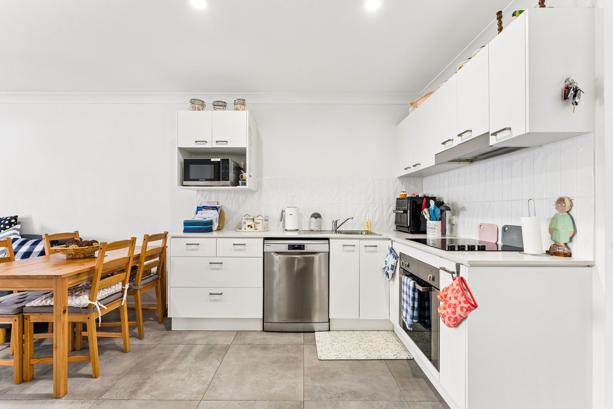 14/10-12 Bishop Street — photo 6 of 16