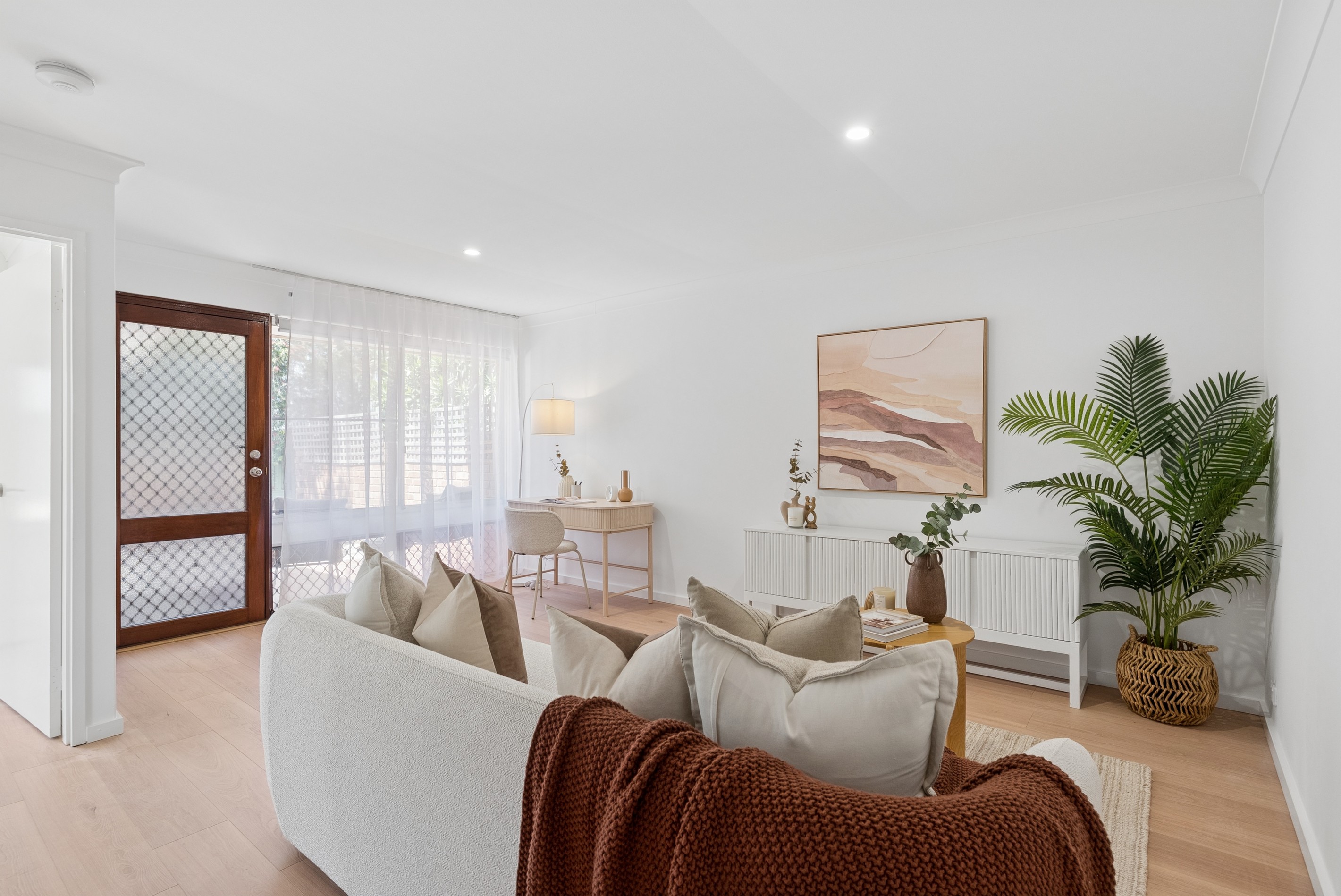 2 Rosewood Heights, Craigie, WA 6025