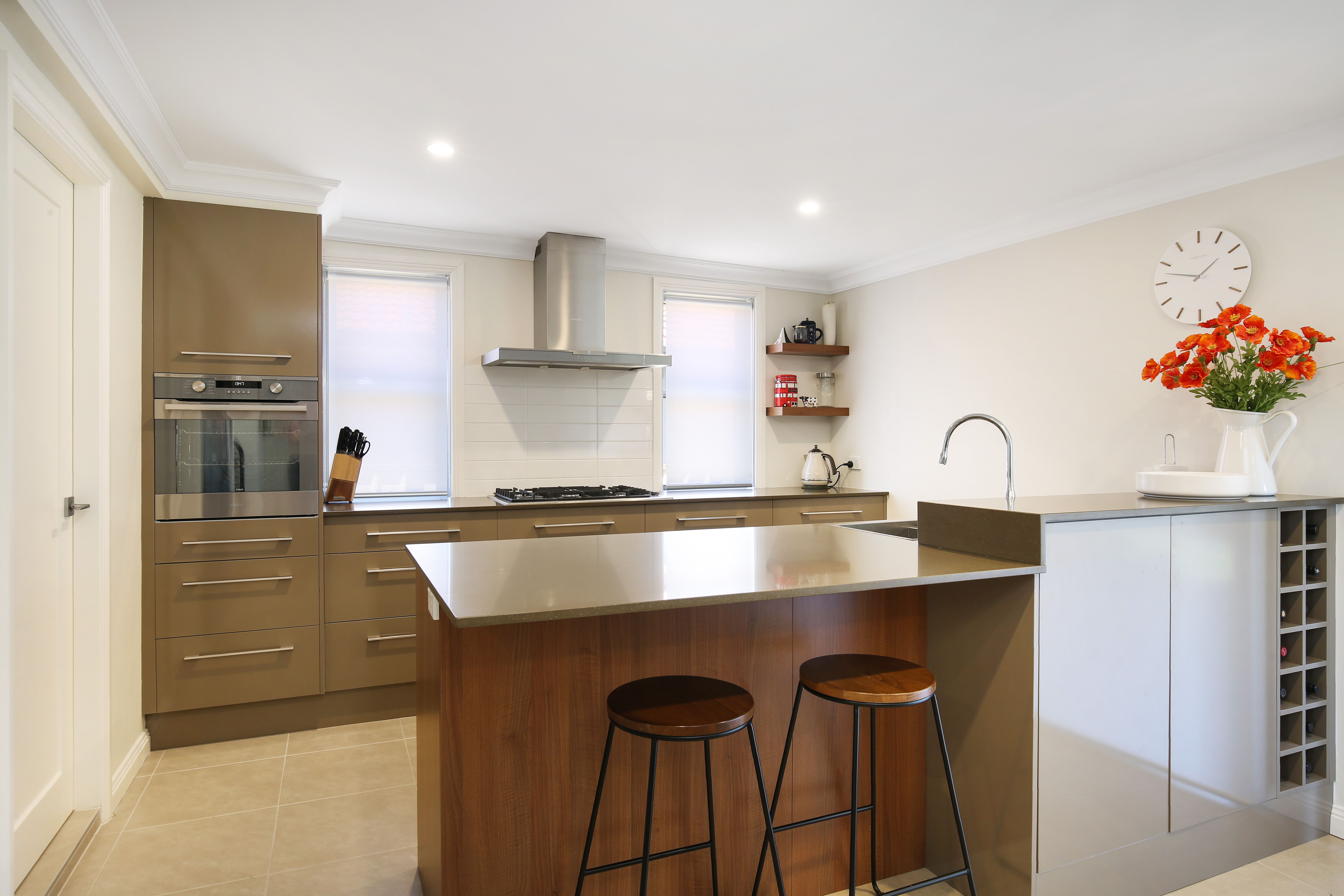 25 Waples Road