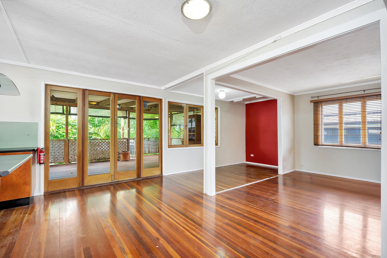 20 Second Avenue, Labrador, QLD 4215