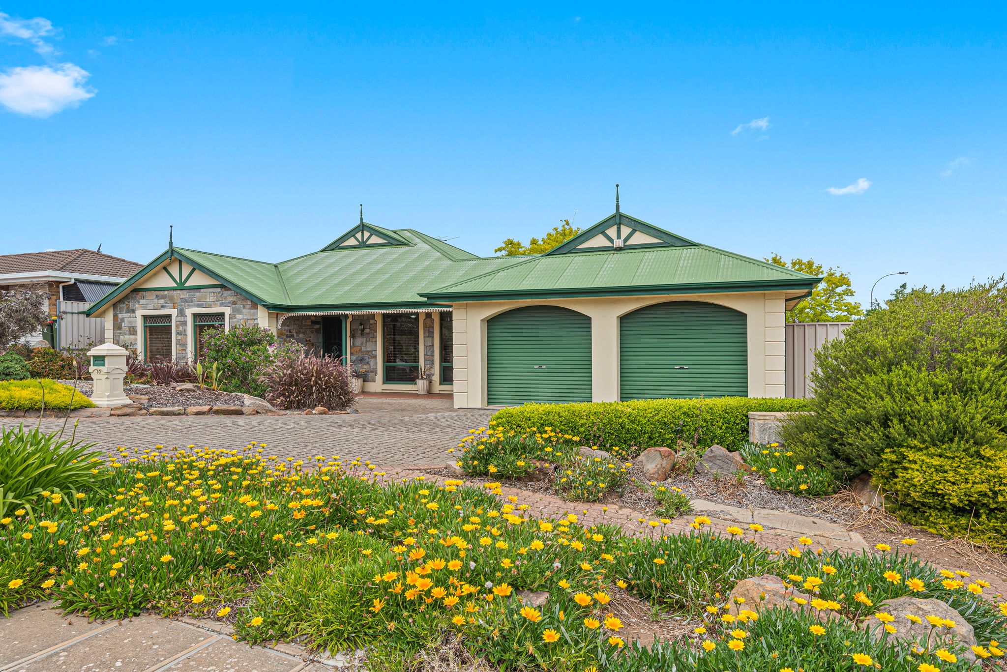 30 Dalkeith Road, Seaford Rise SA 5169