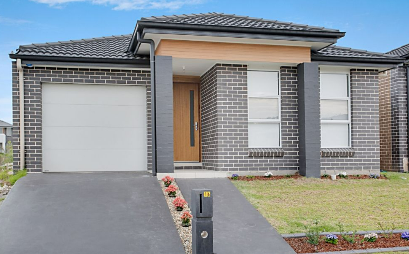 16 Juliana Street, JORDAN SPRINGS NSW 2747