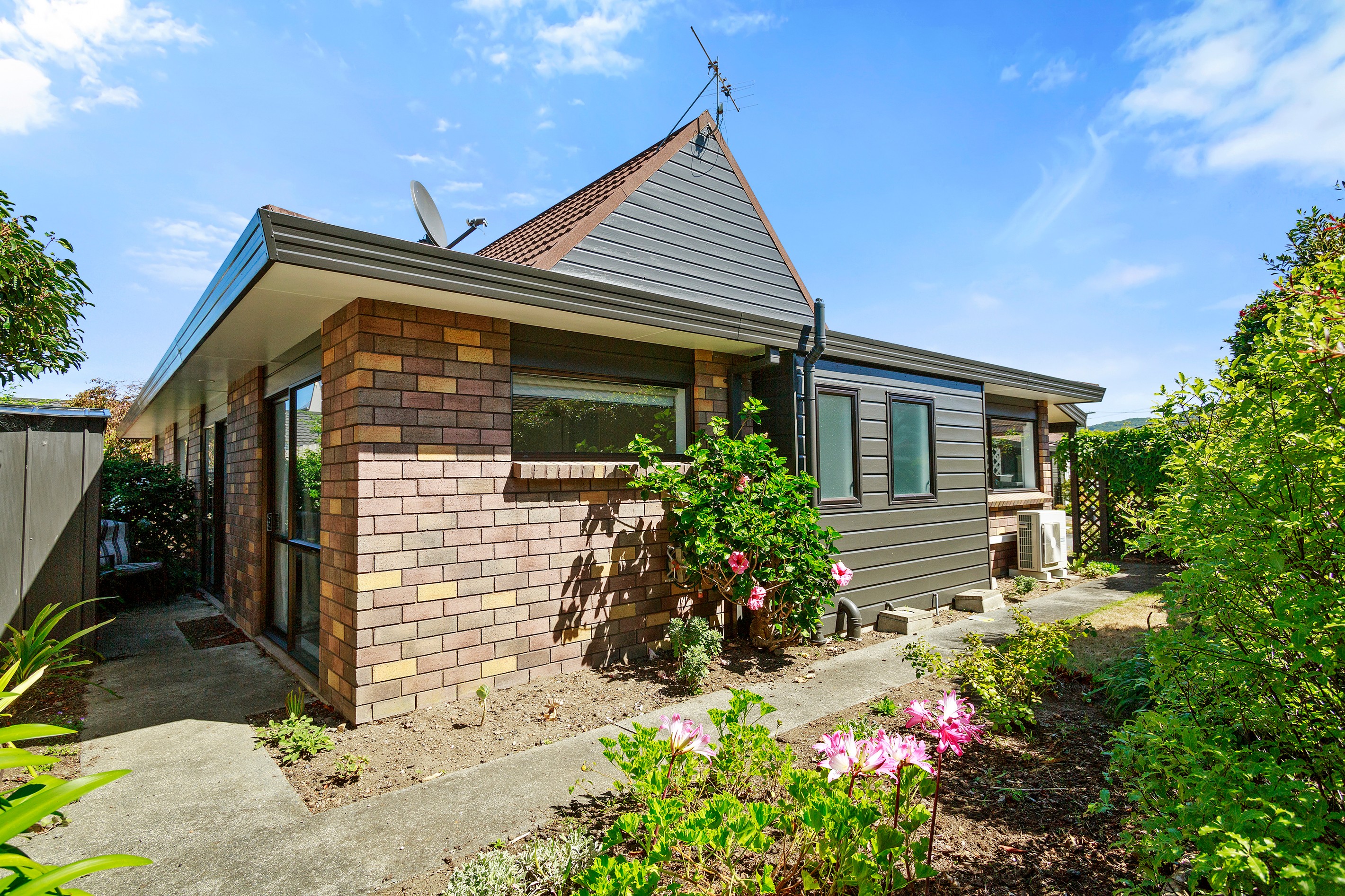 2/18 King Street, Petone, Lower Hutt City