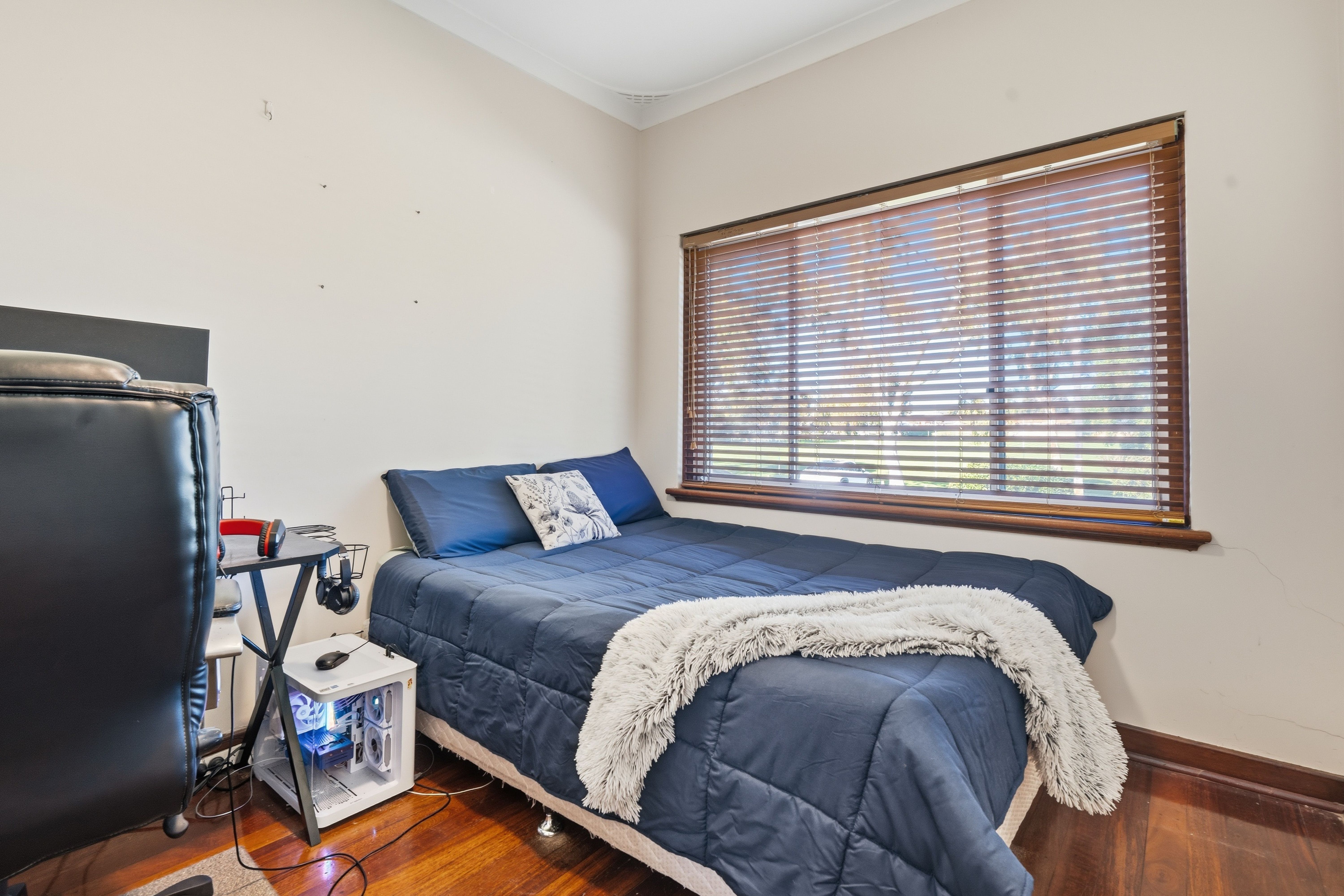 12 Bawdan Street — photo 19 of 30