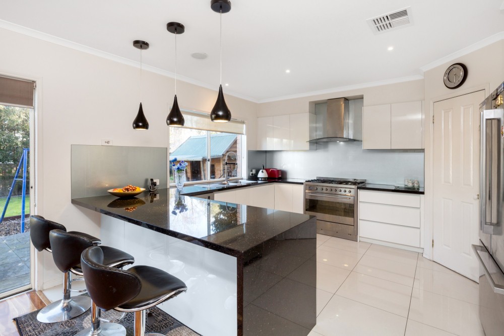 232 Karoo Road, Rowville, VIC 3178
