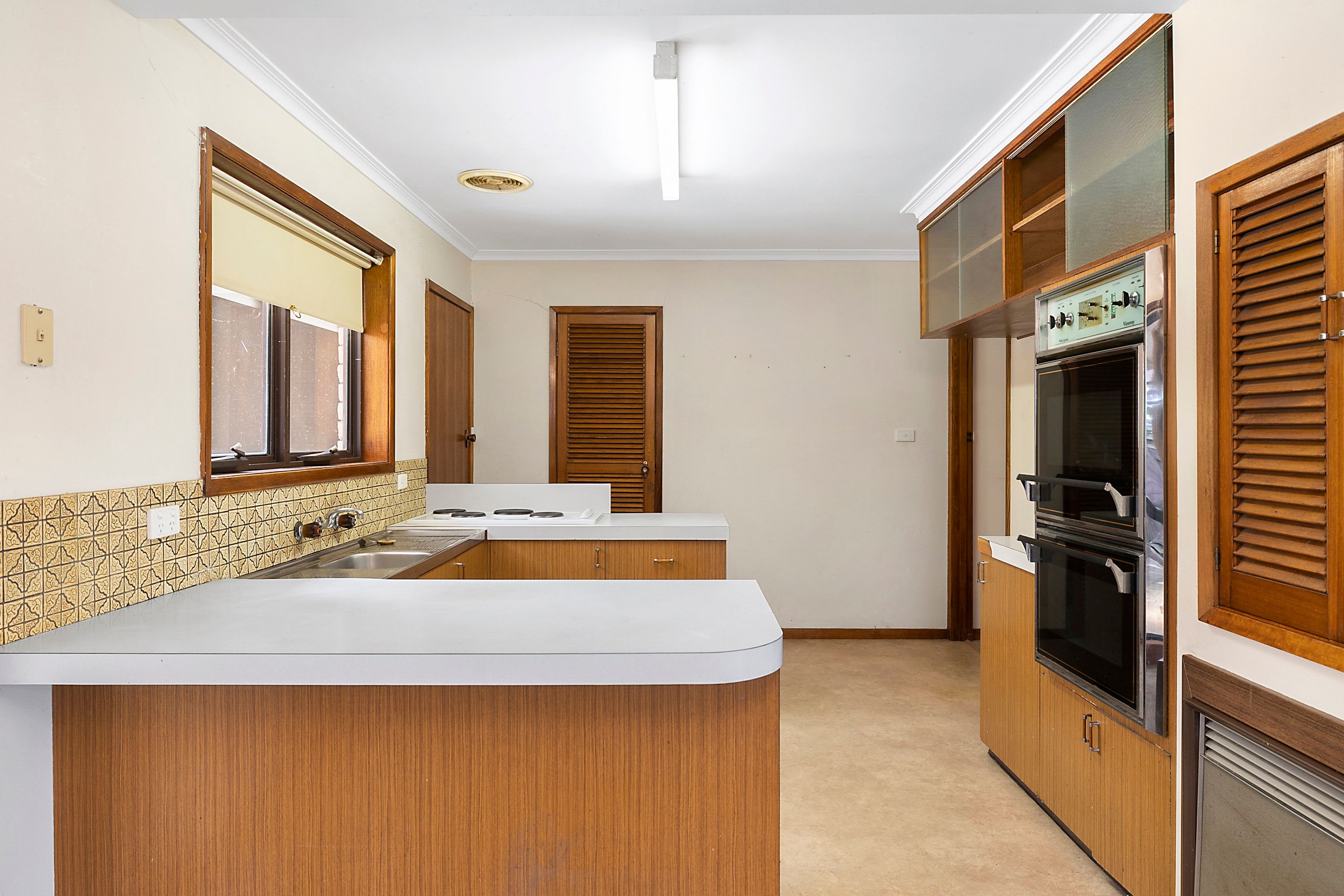 13 Shaw Avenue, Wendouree, VIC 3355