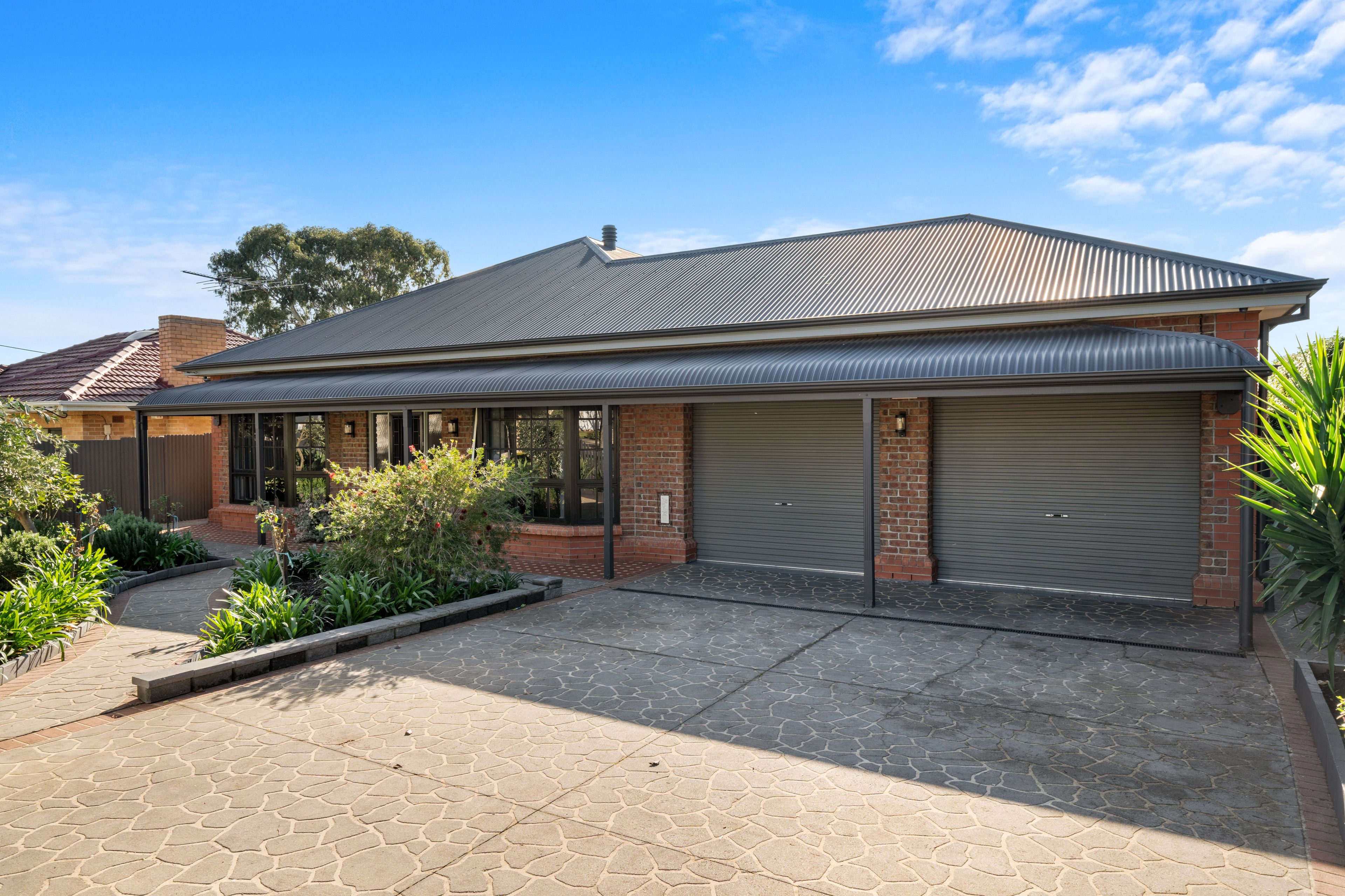 11 Karawirra Avenue, Rostrevor, SA 5073