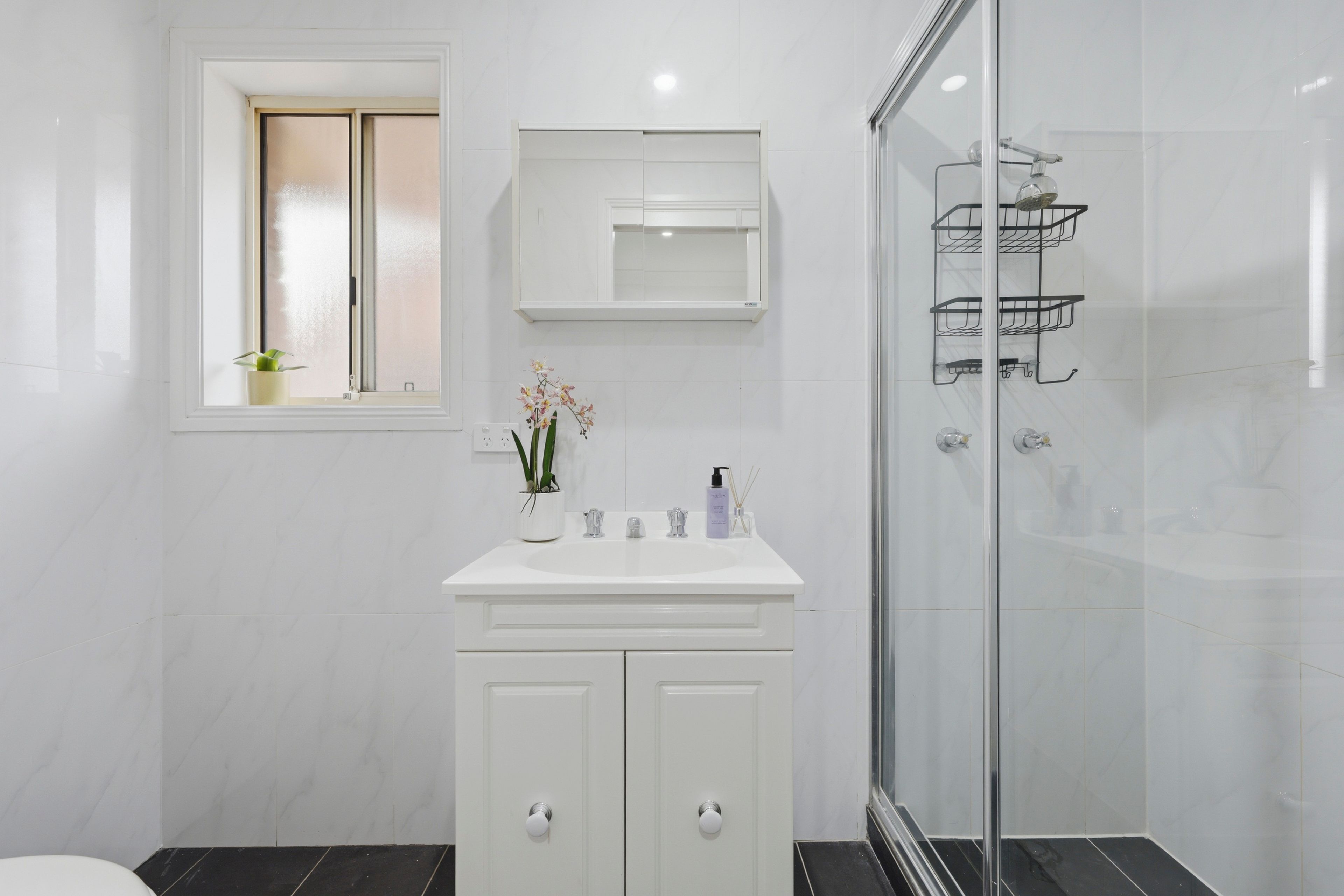 21A Onslow Street — photo 14 of 17