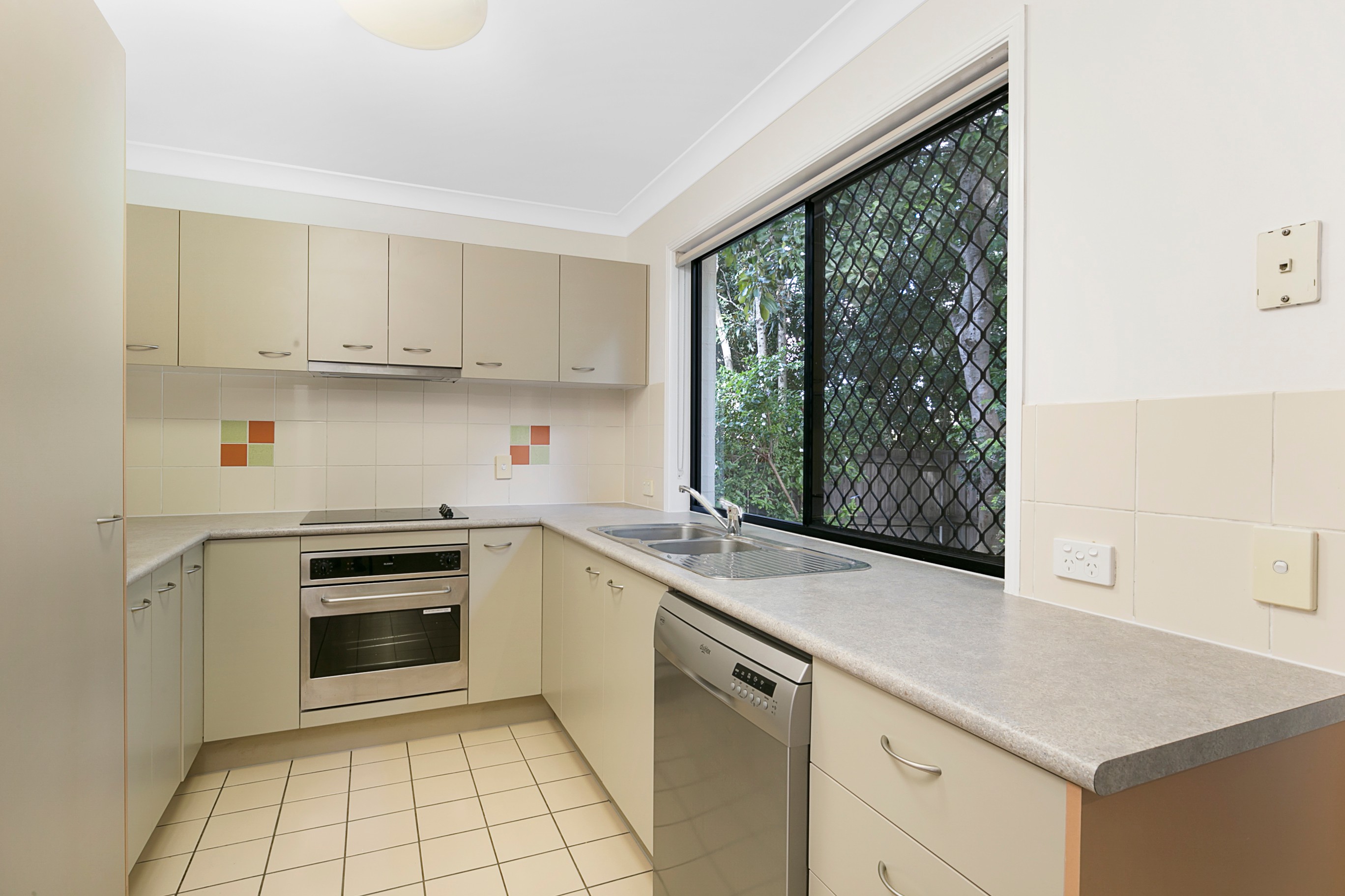 56/583 Wondall Road, Tingalpa, QLD 4173