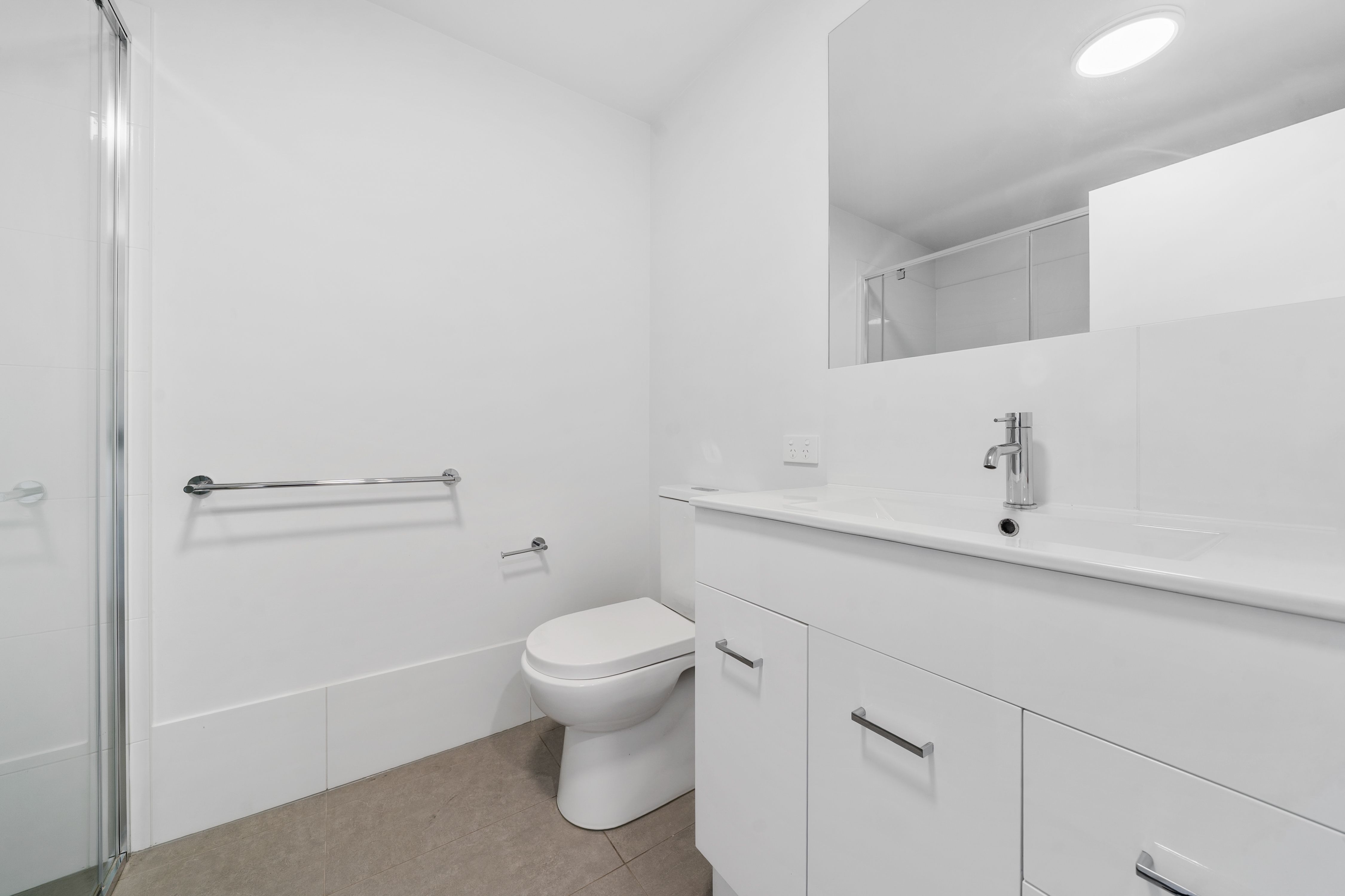 84/1 McEwan Street — photo 7 of 13