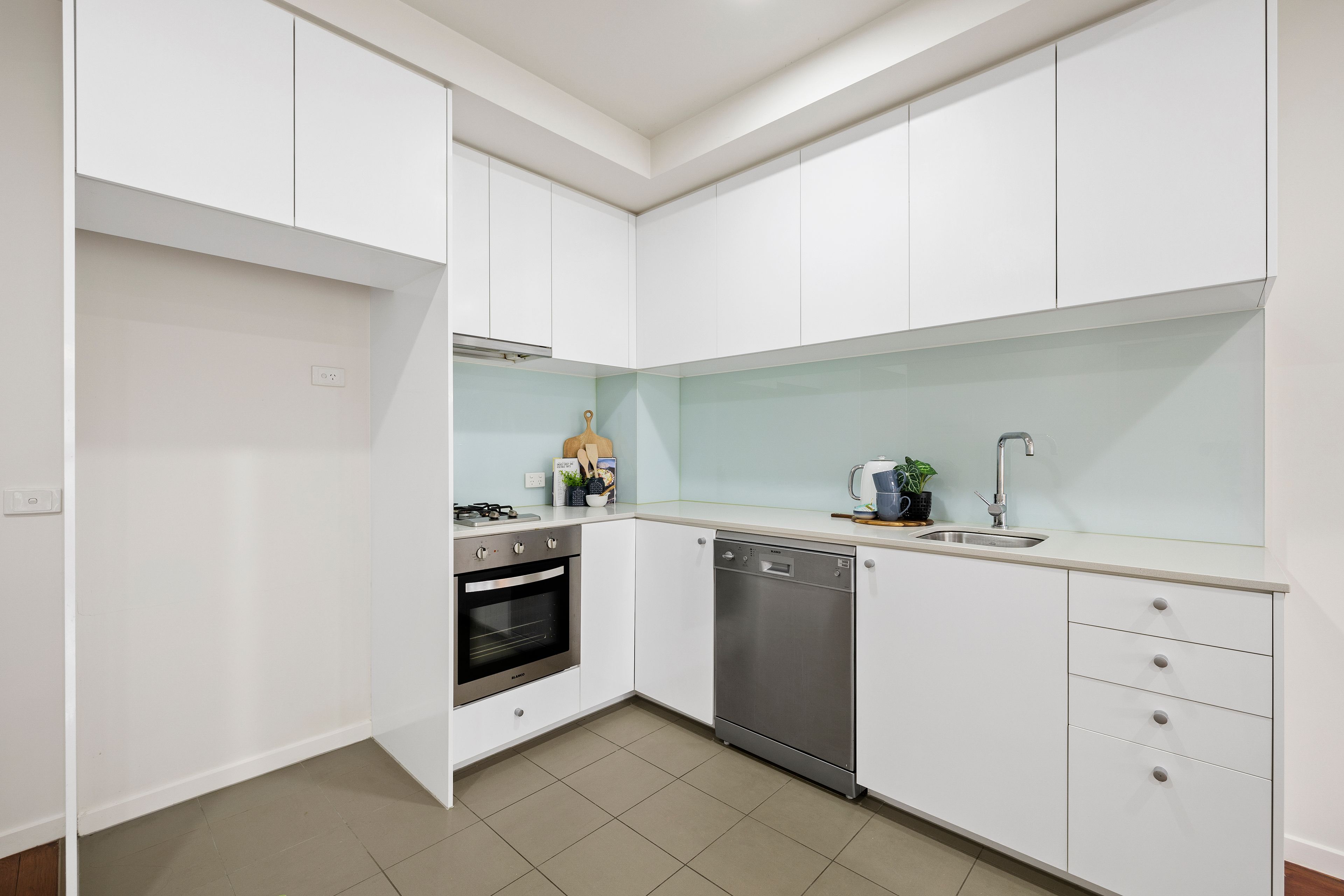 208/154 Elgar Road, Box Hill South, VIC 3128