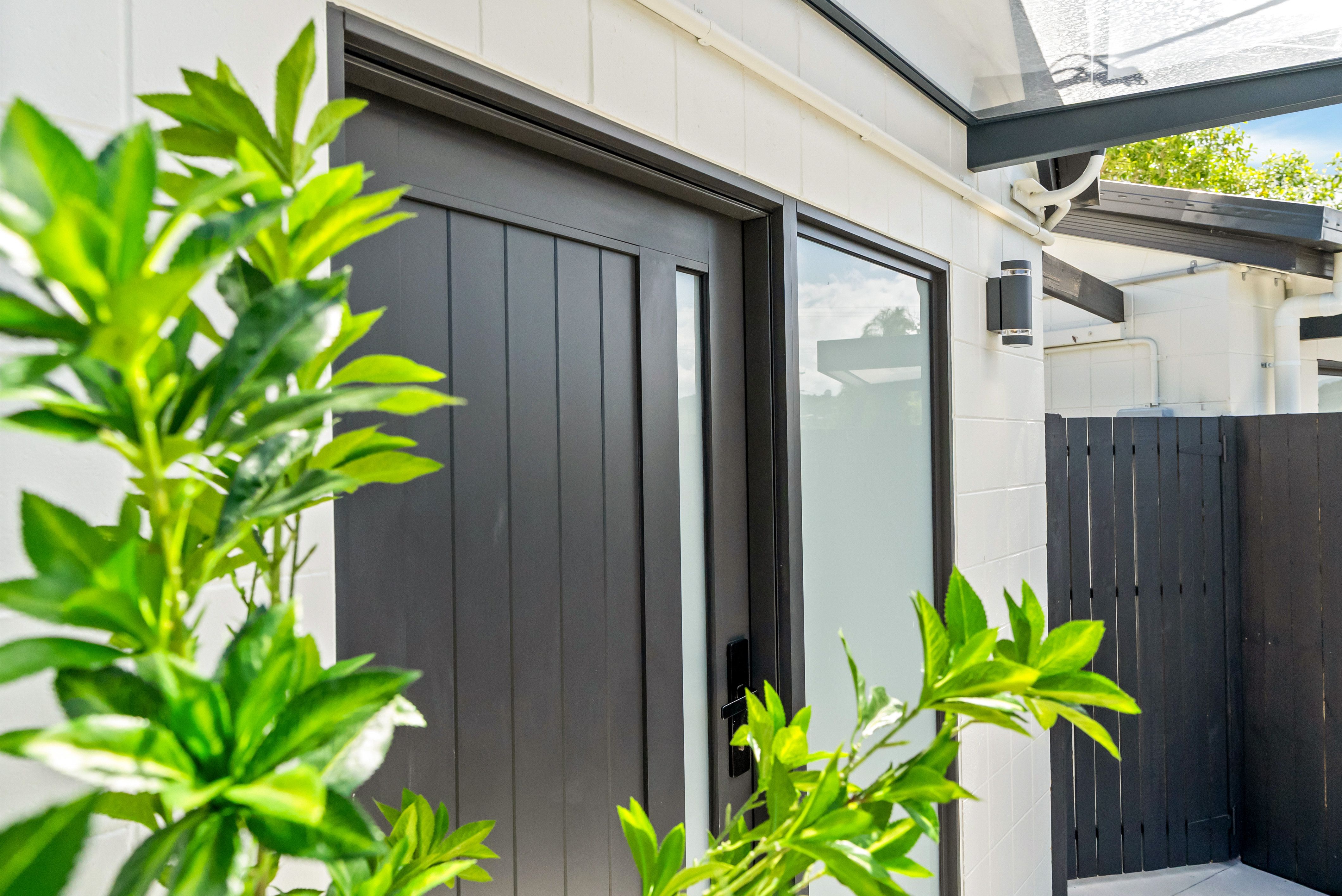 2/43 Jensen Street — photo 14 of 17