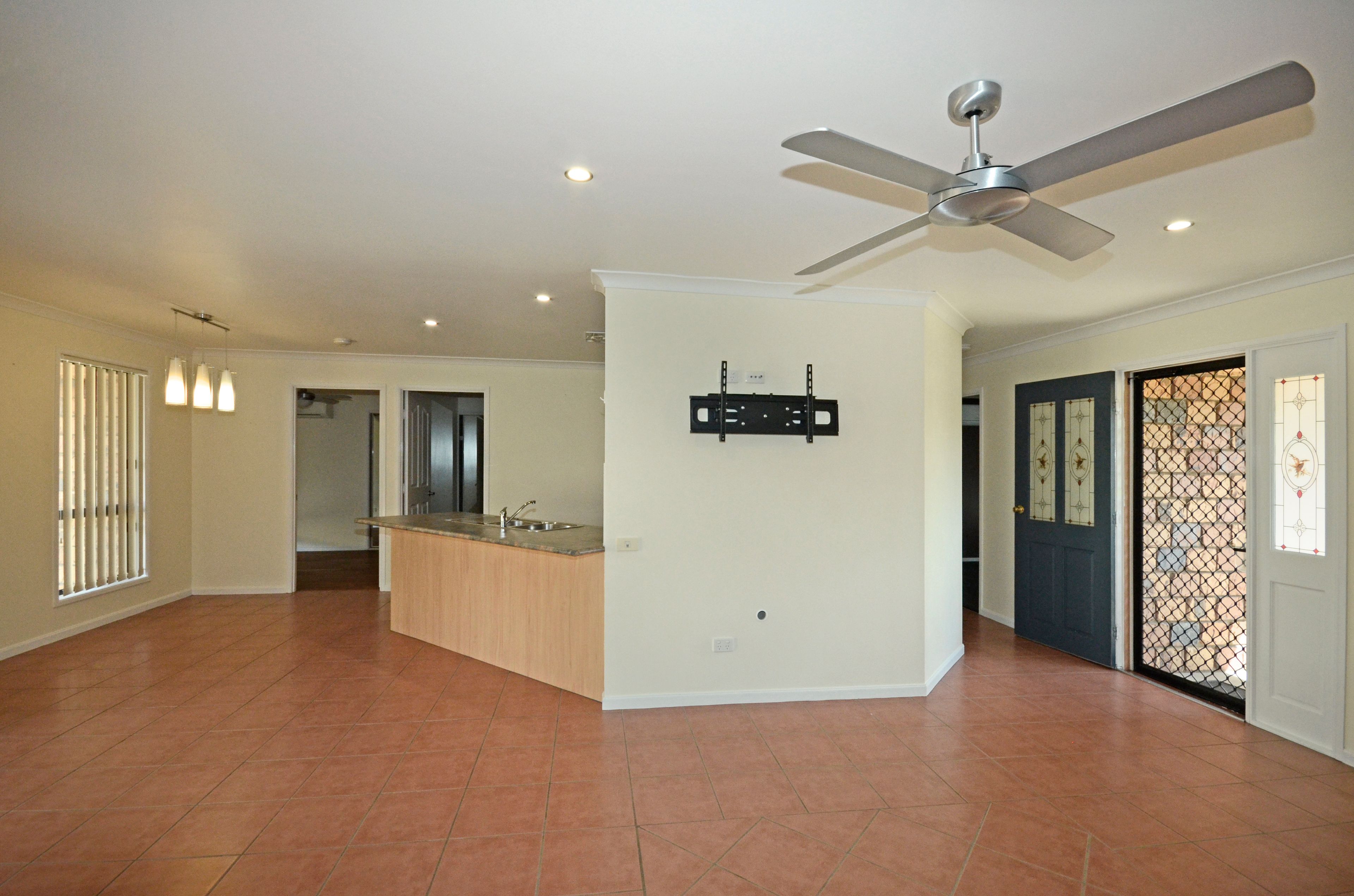 3 Paroz Crescent, Biloela, QLD 4715
