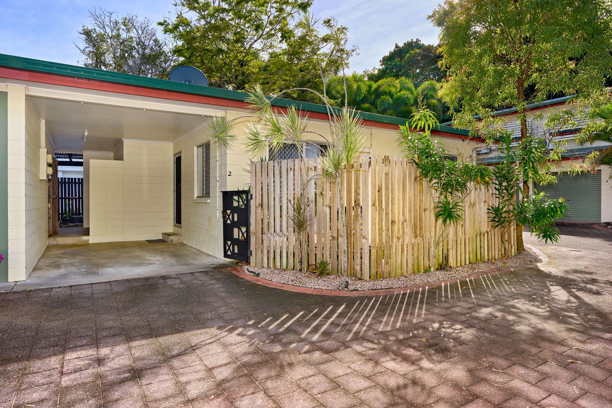 2/8 Boden Street — photo from Ray White Cairns Beaches