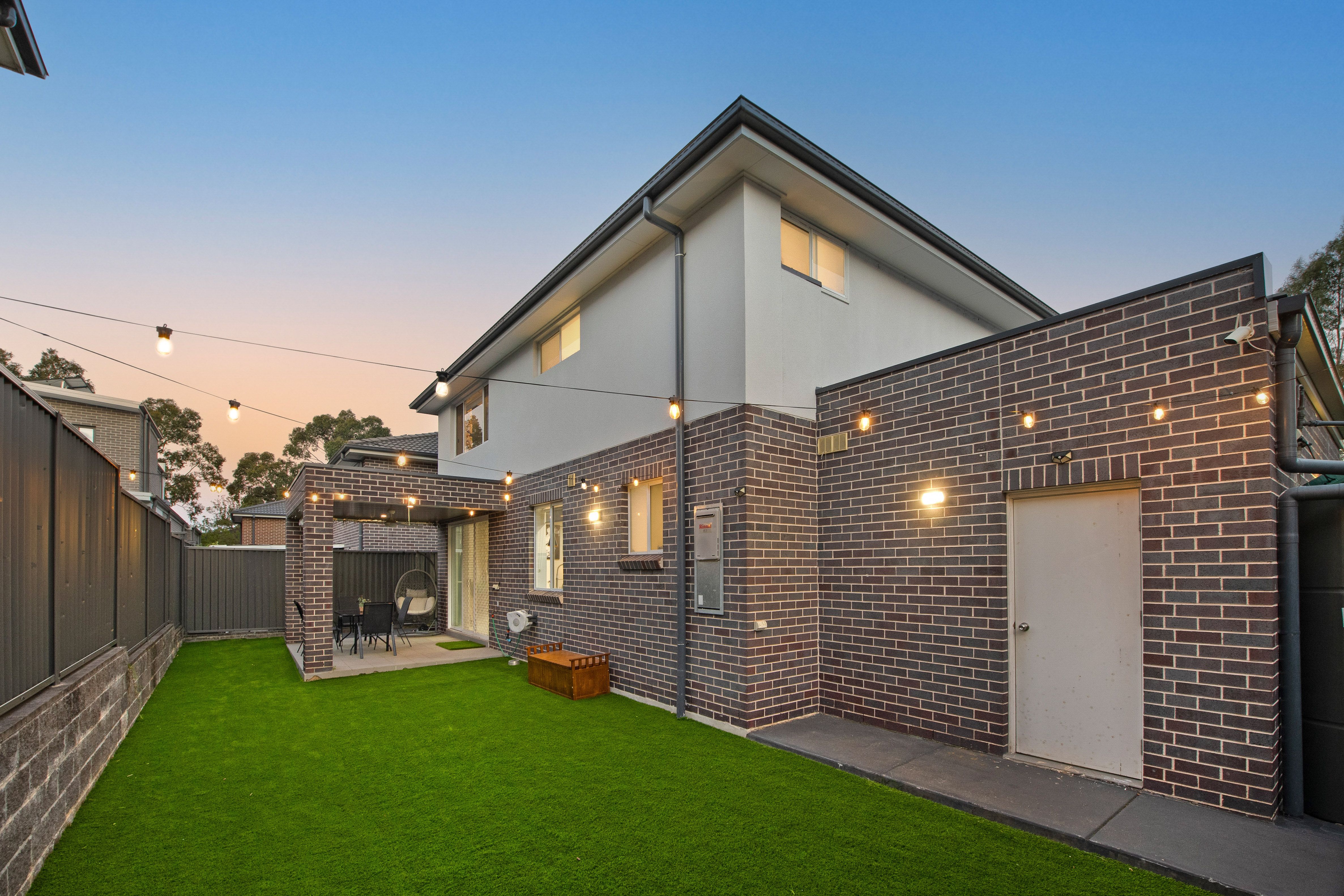 6 Batlow Street — photo 12 of 16