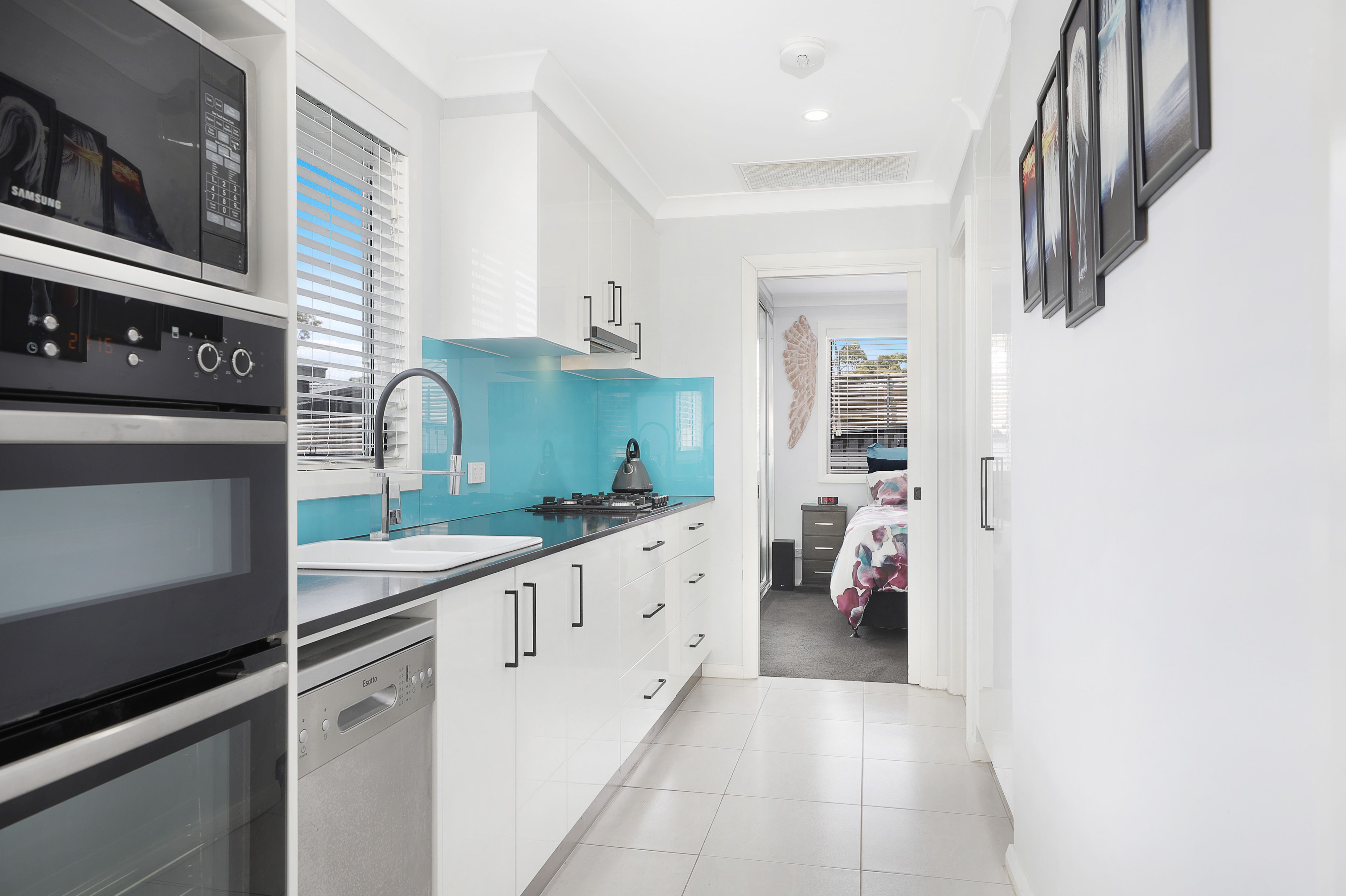 55 Cumberteen Street — photo 7 of 10