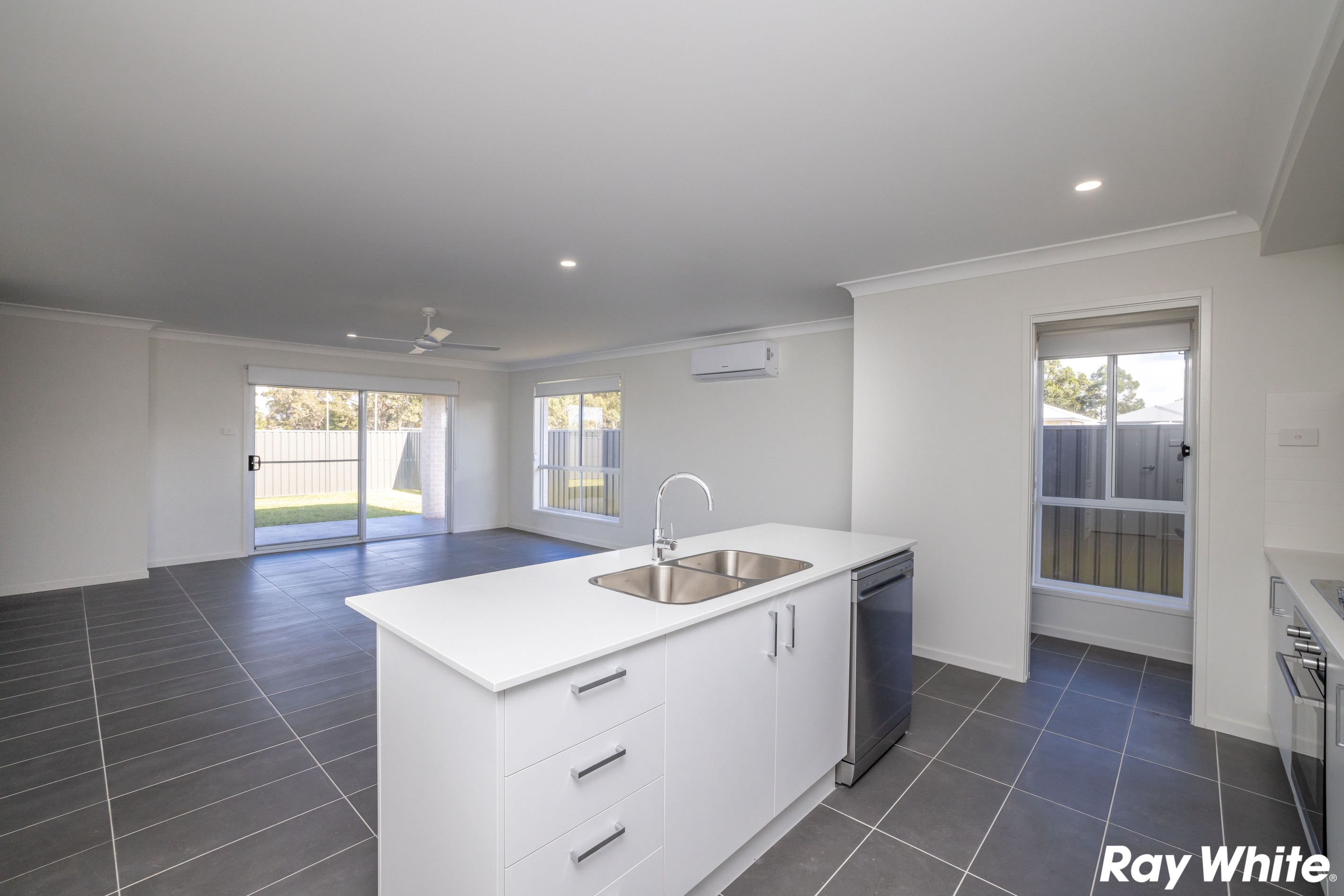 11 Riviera Street, Forster, NSW 2428