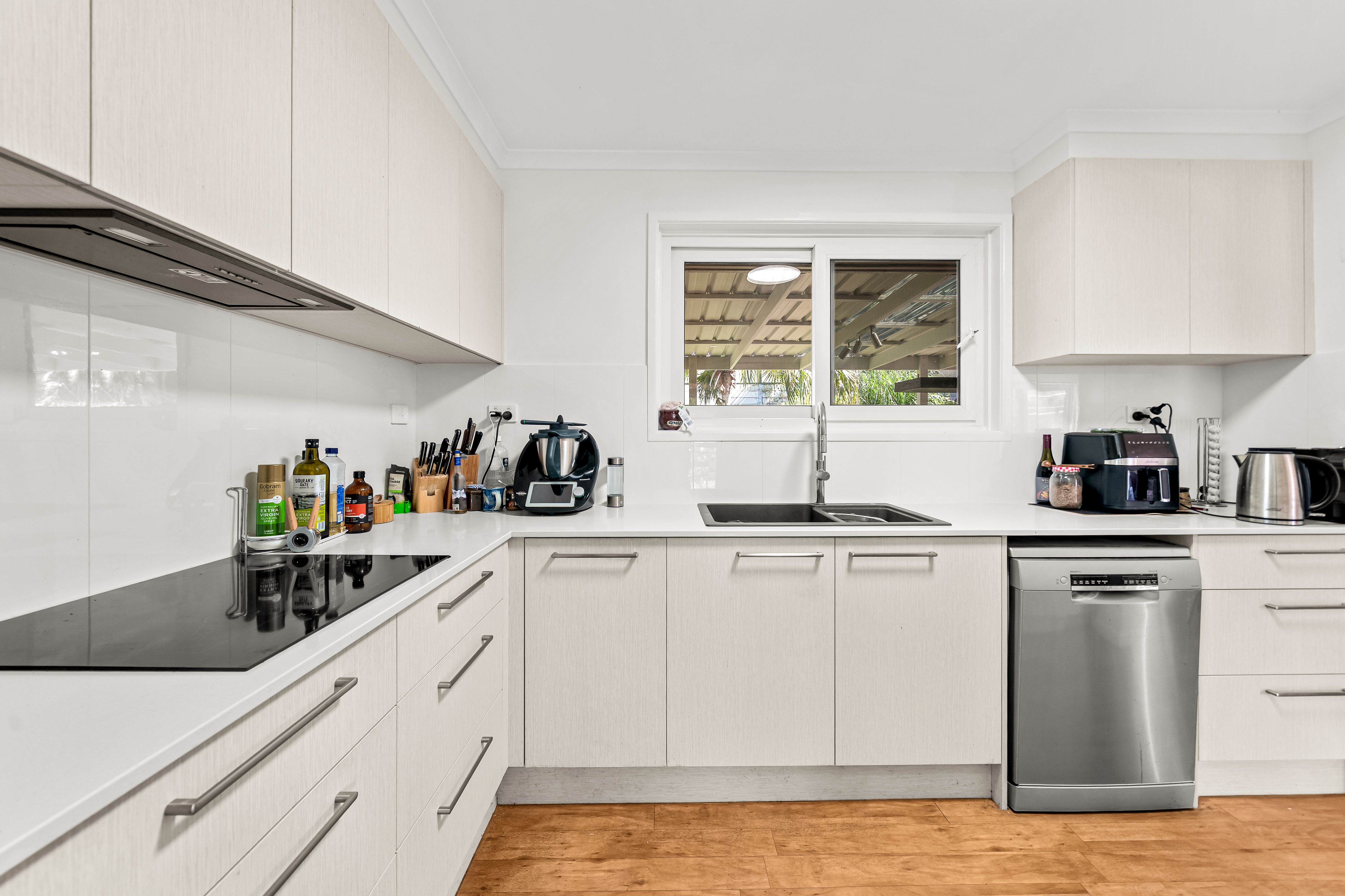 149 Parfrey Road — photo 4 of 13