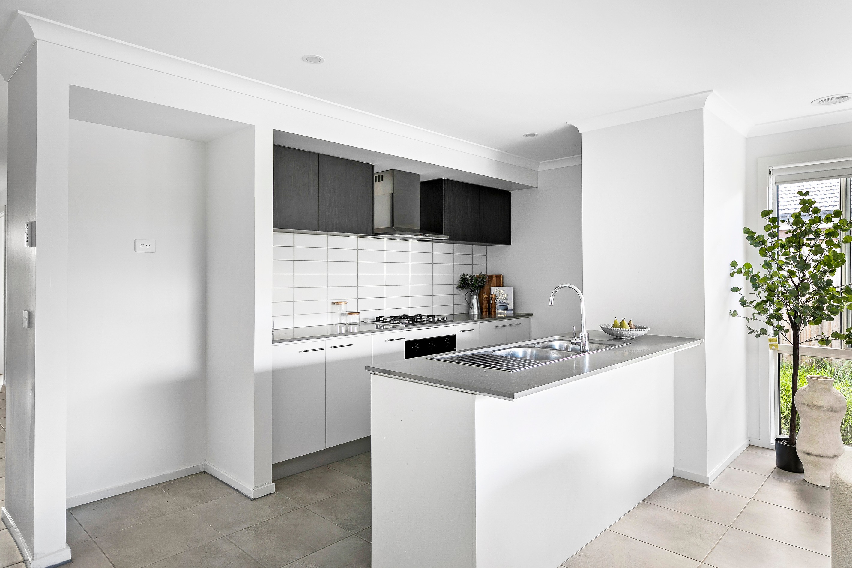 24 Beaconsfield Drive, Mickleham, VIC 3064