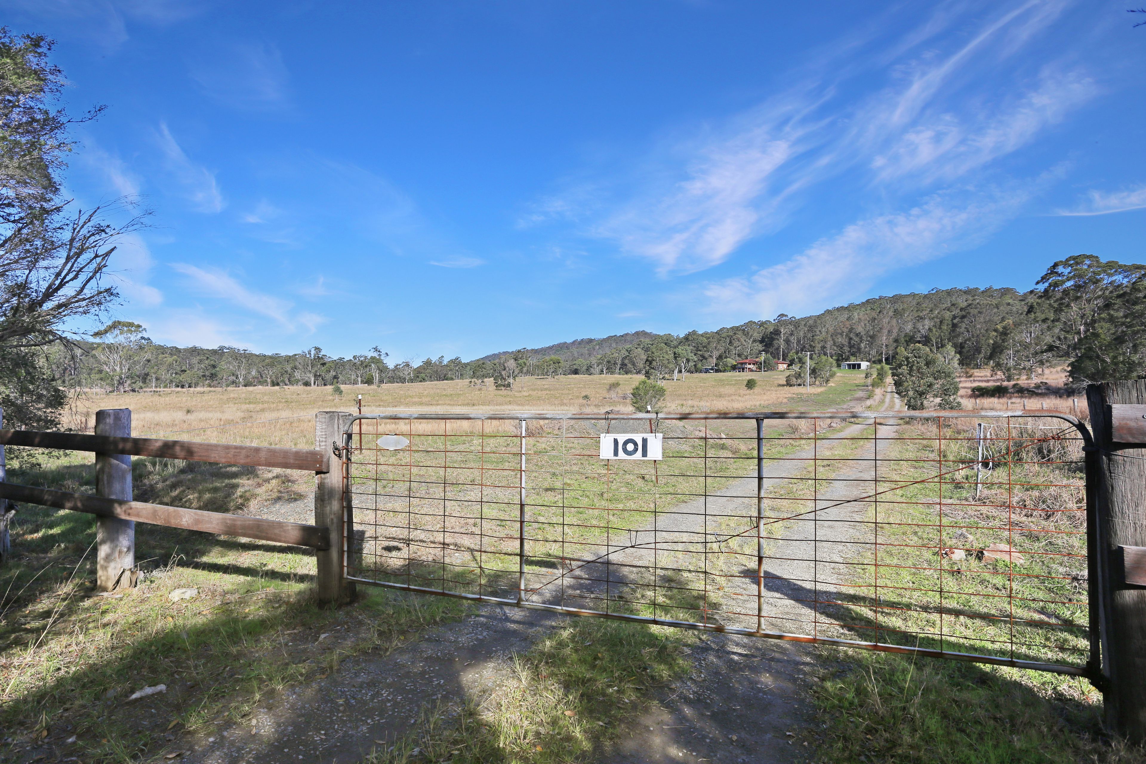 101 Booral Road — photo 6 of 30
