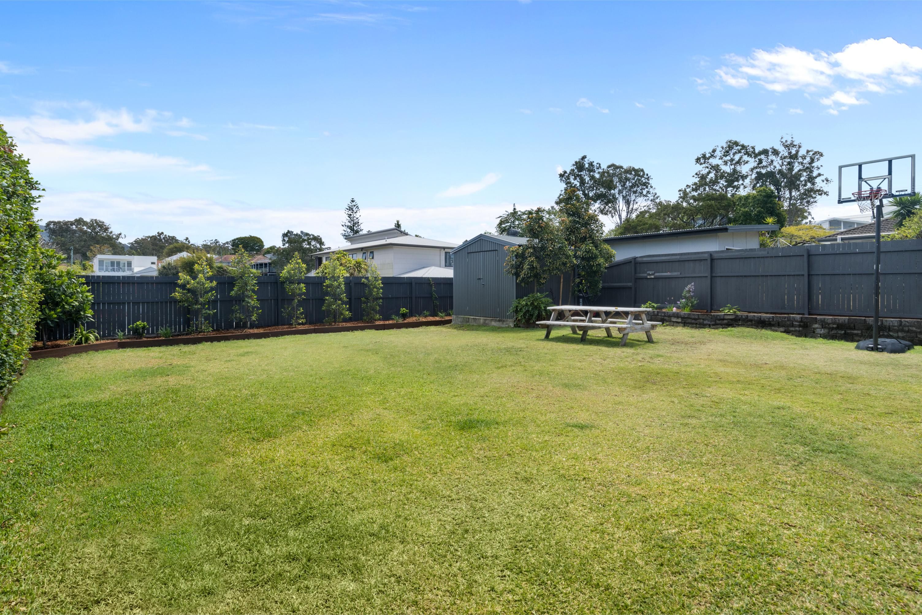 16 Noeline Street — photo 3 of 15