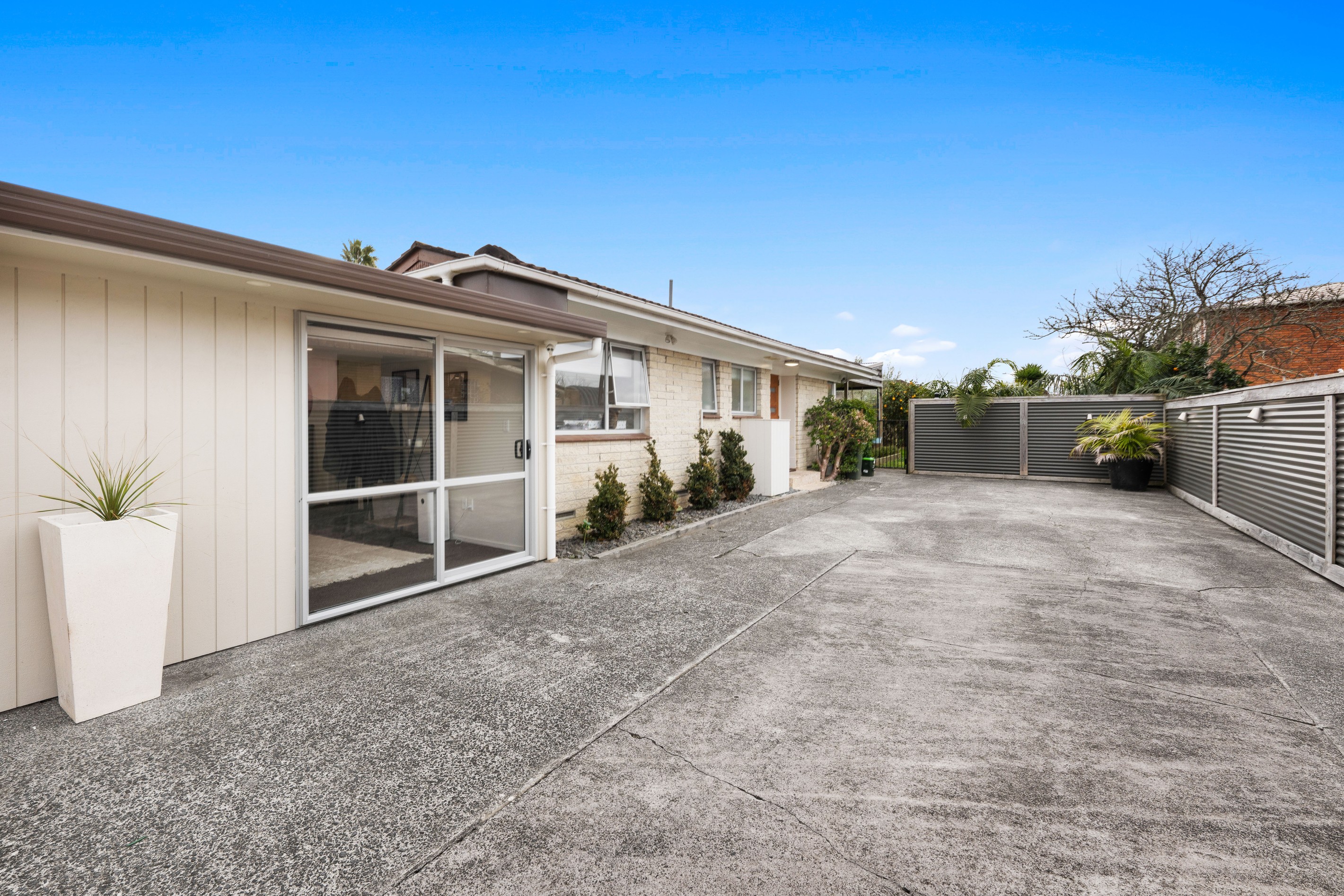 2/40 Blanes Road, Weymouth, Manukau City