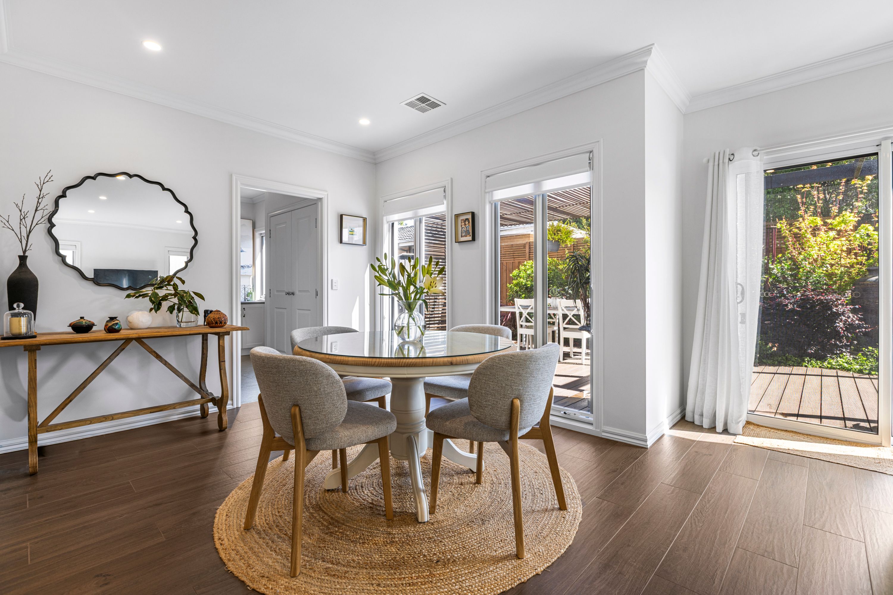 2/54 King Parade — photo 4 of 14