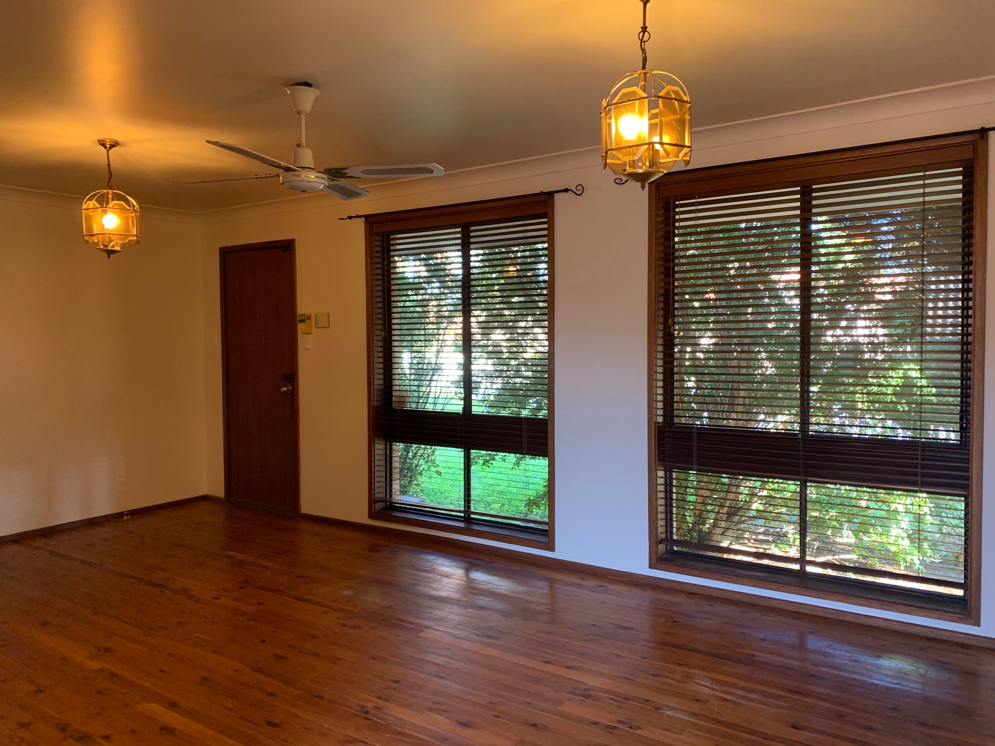 1 Agate Place, Eagle Vale, NSW 2558