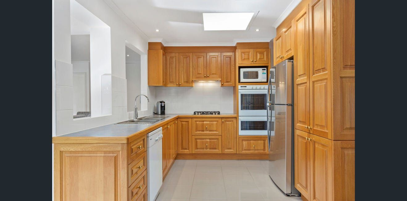 10 Consort Avenue, Vermont South, VIC 3133