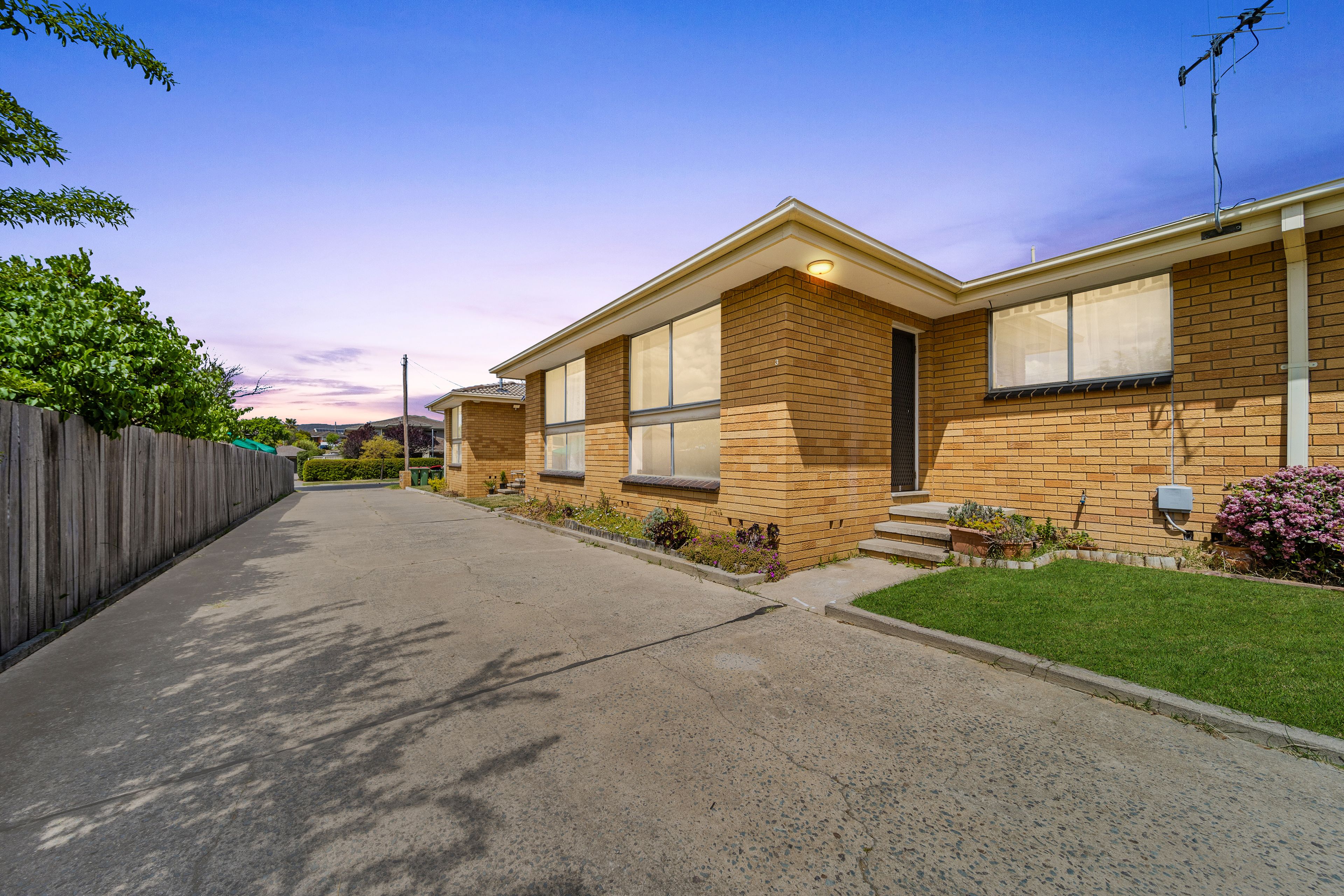 17 Broughton Place, Queanbeyan NSW 2620