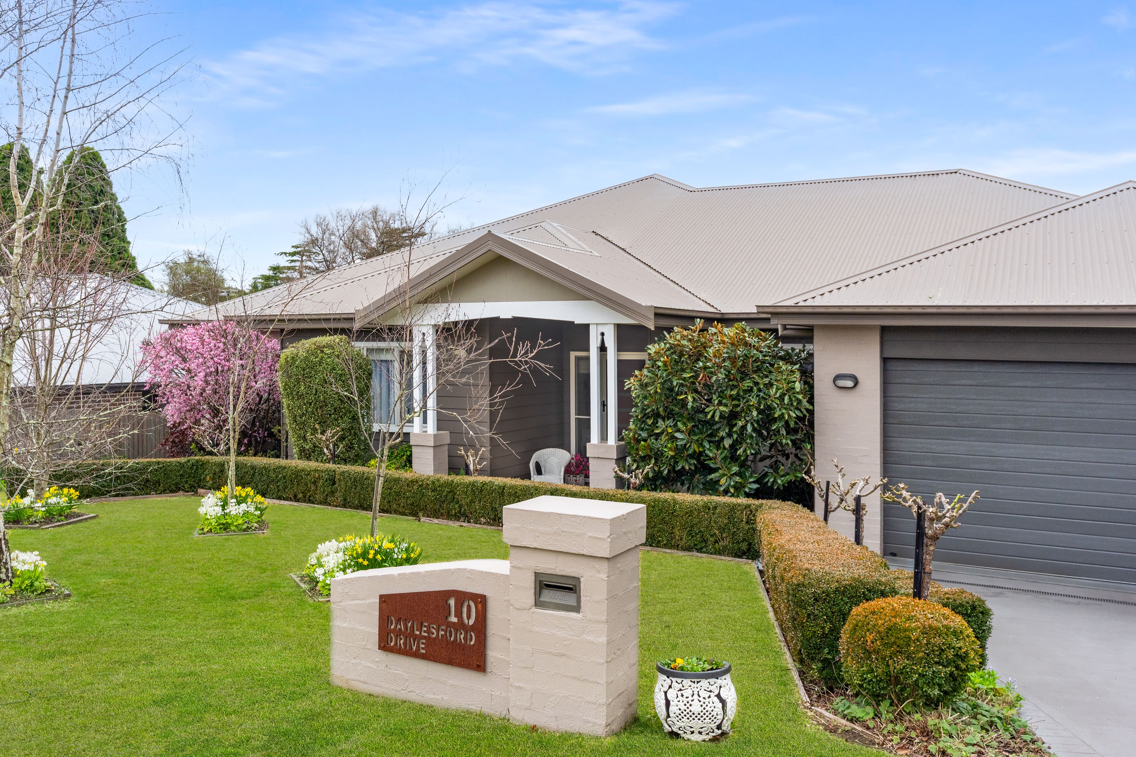 10 Daylesford Drive — photo 15 of 21