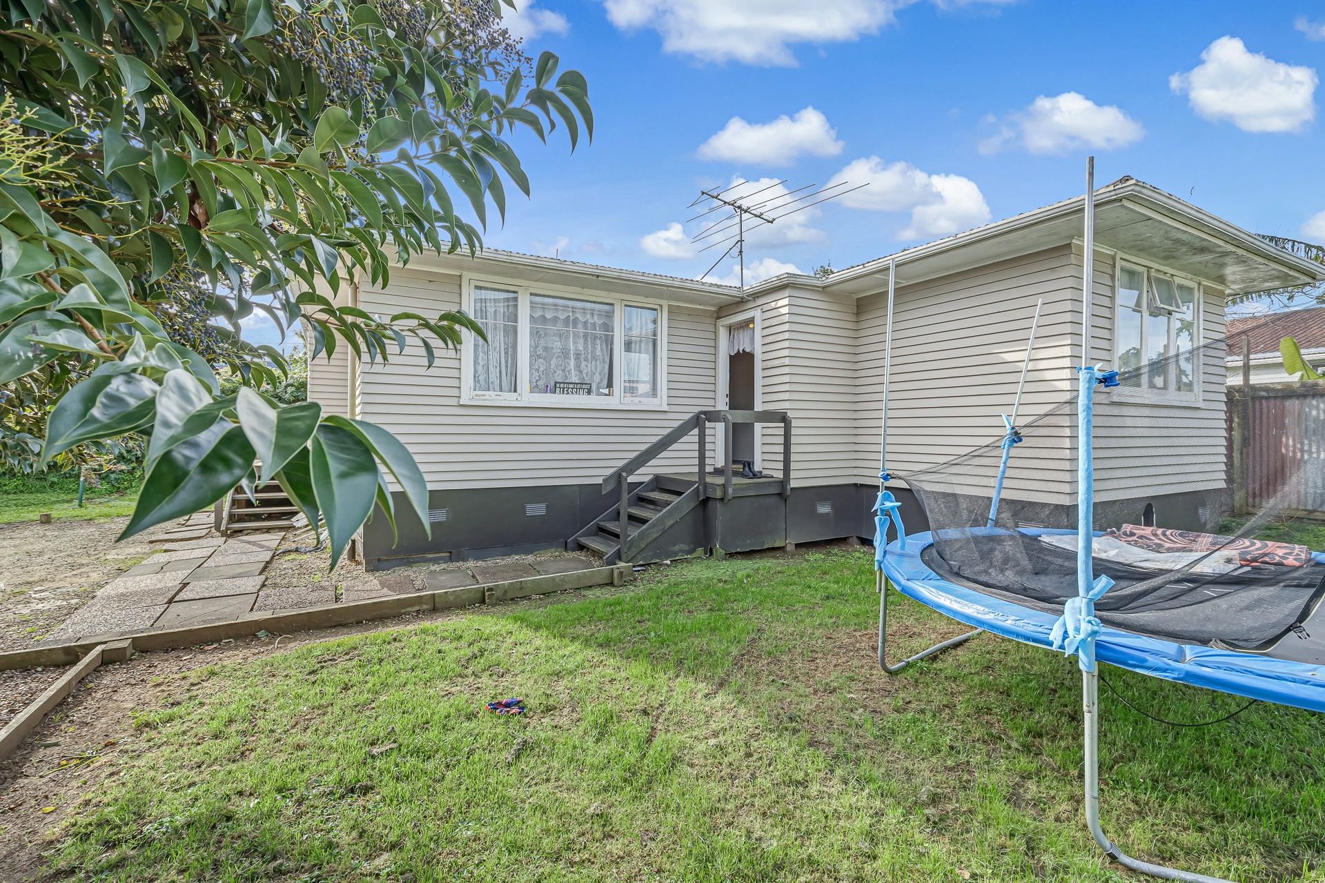 72 McKenzie Road, Mangere, Manukau City