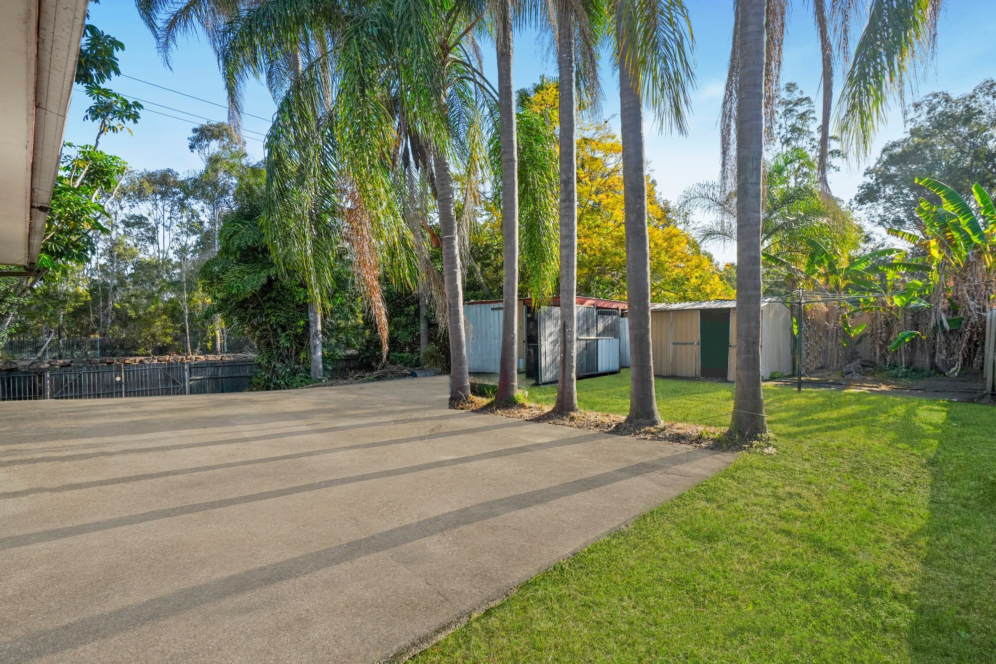 2 Sharon Drive — photo 13 of 20