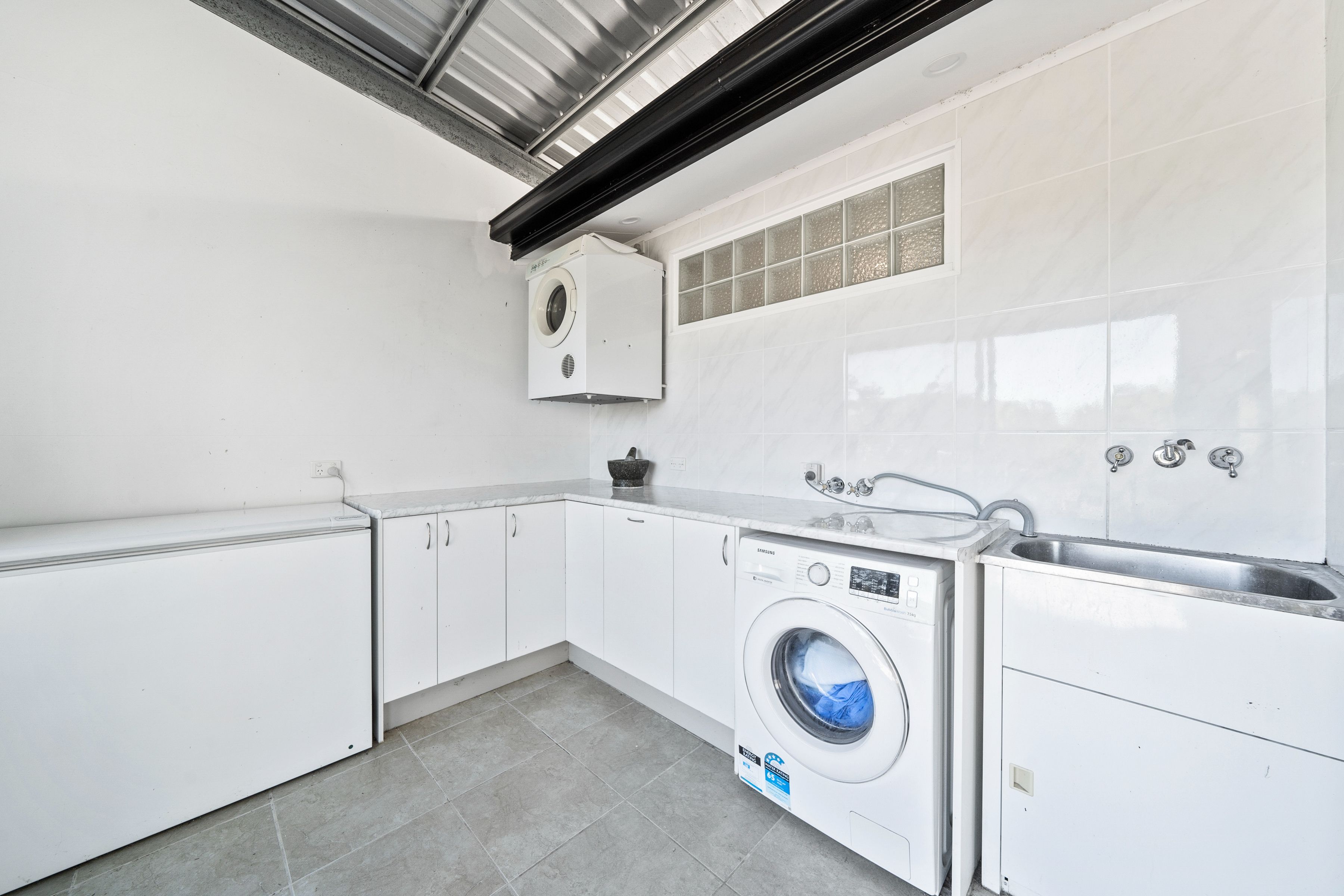 5 Girralong Street — photo 7 of 10