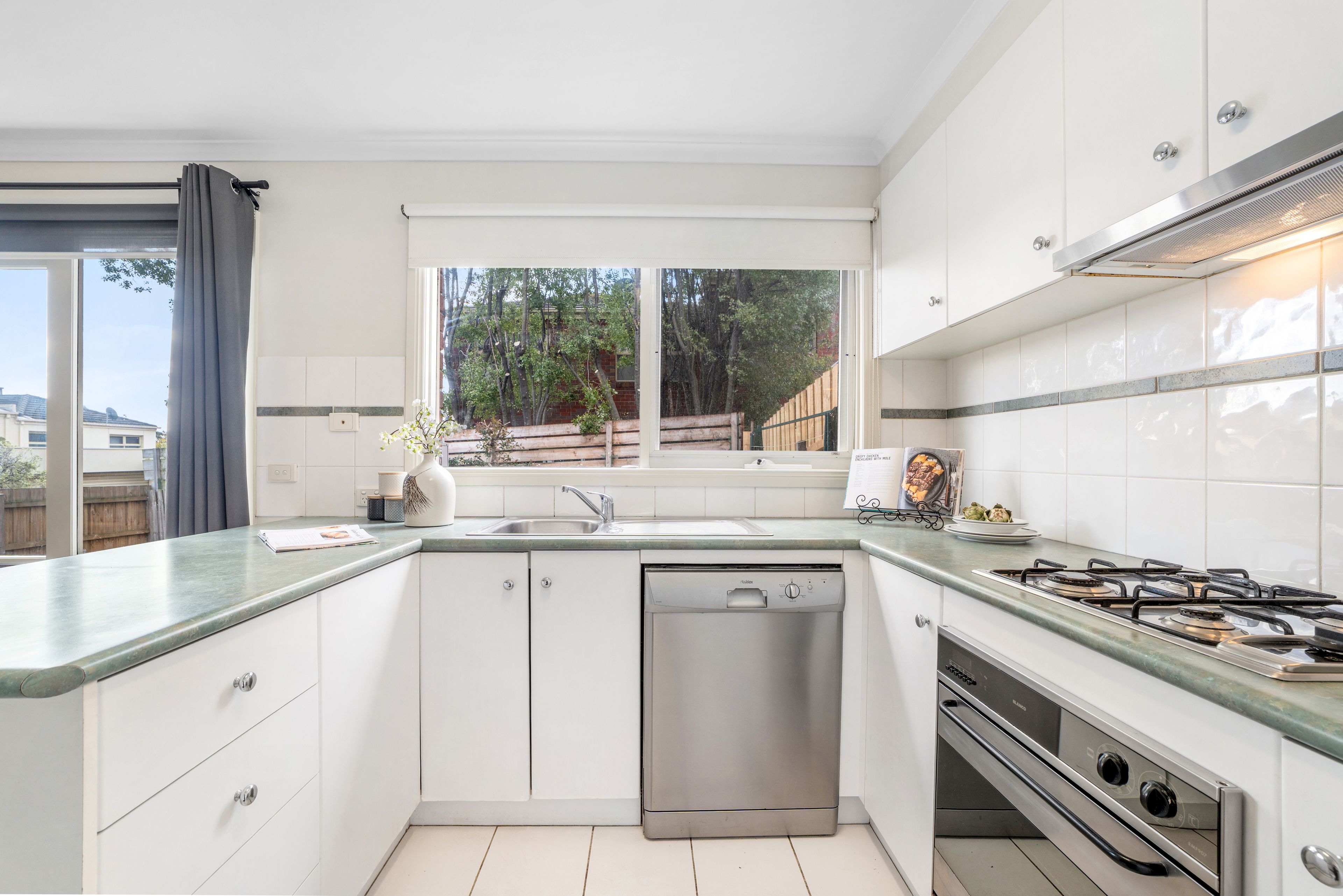 54/745-751 Boronia Road — photo 6 of 12