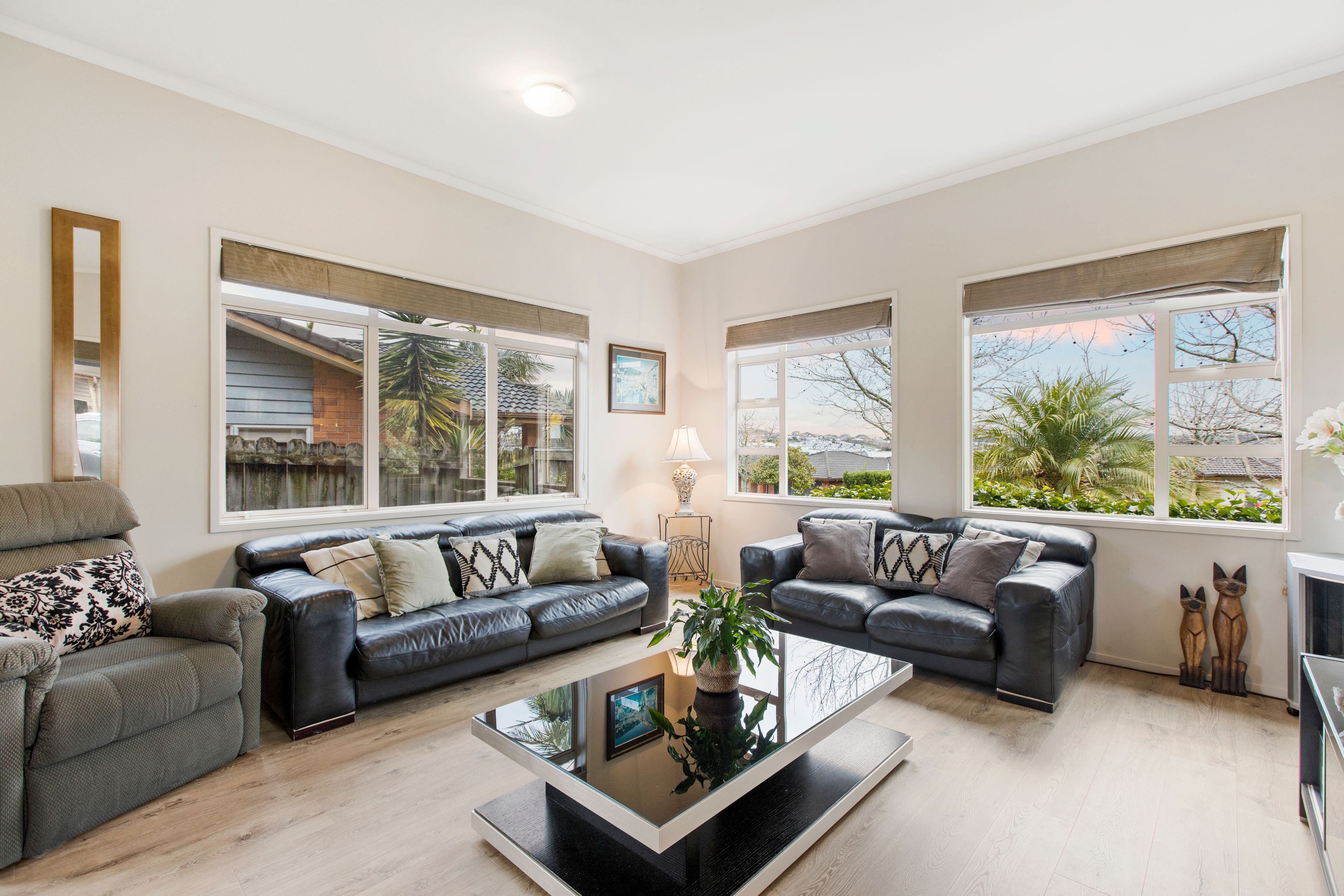 8 Neaptide Close, Red Beach, Rodney