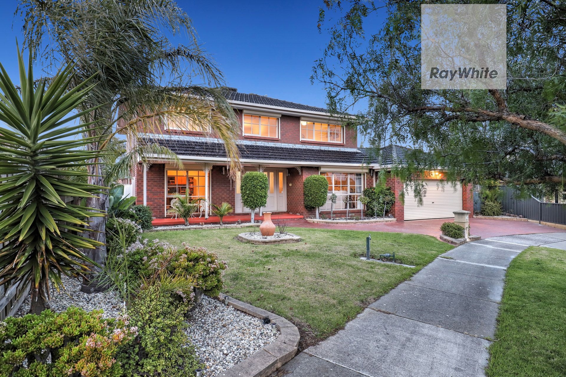 10 Moffat Court, Greenvale, VIC 3059