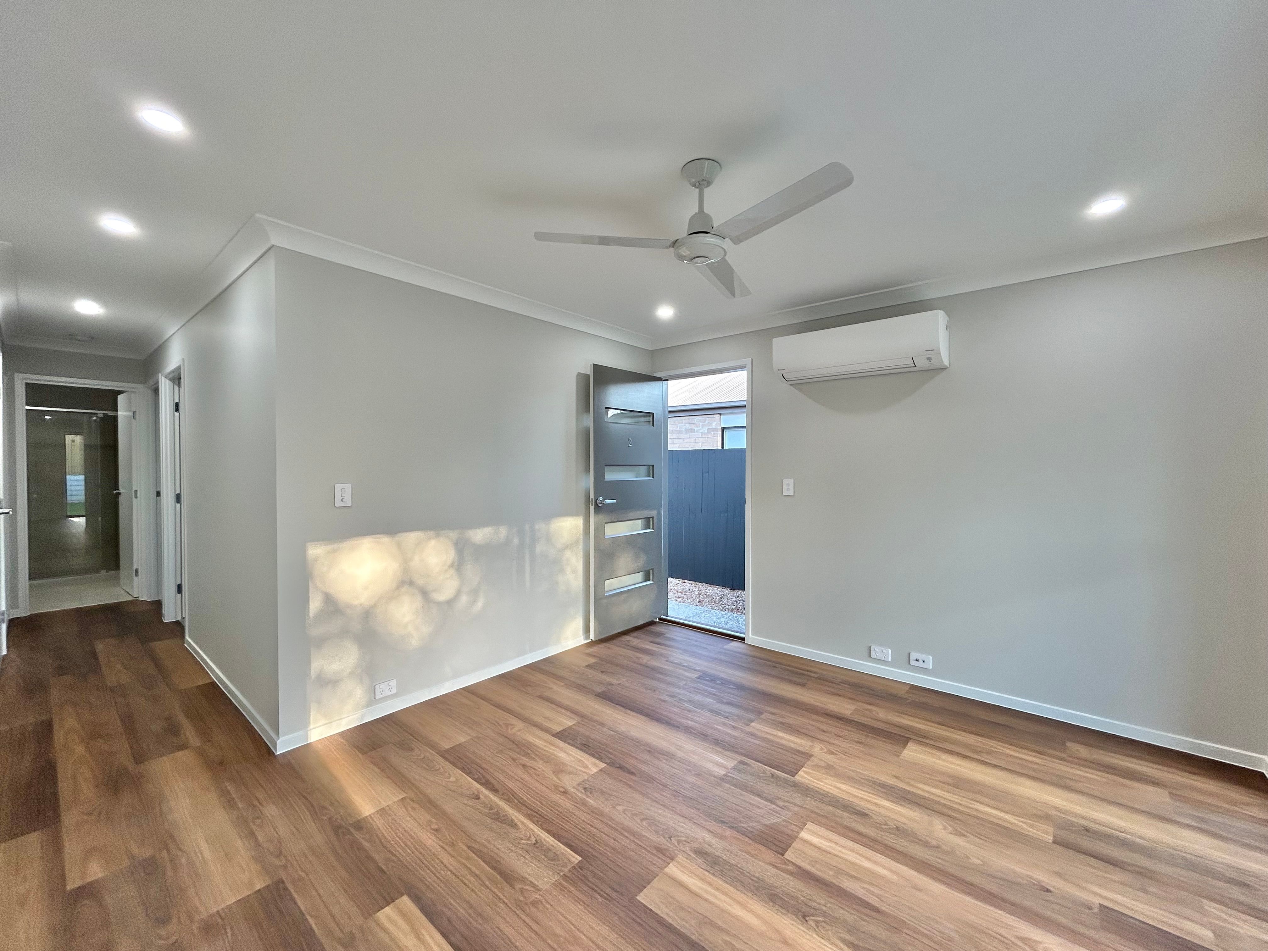 2/98 Pierro Place, Logan Reserve, QLD 4133