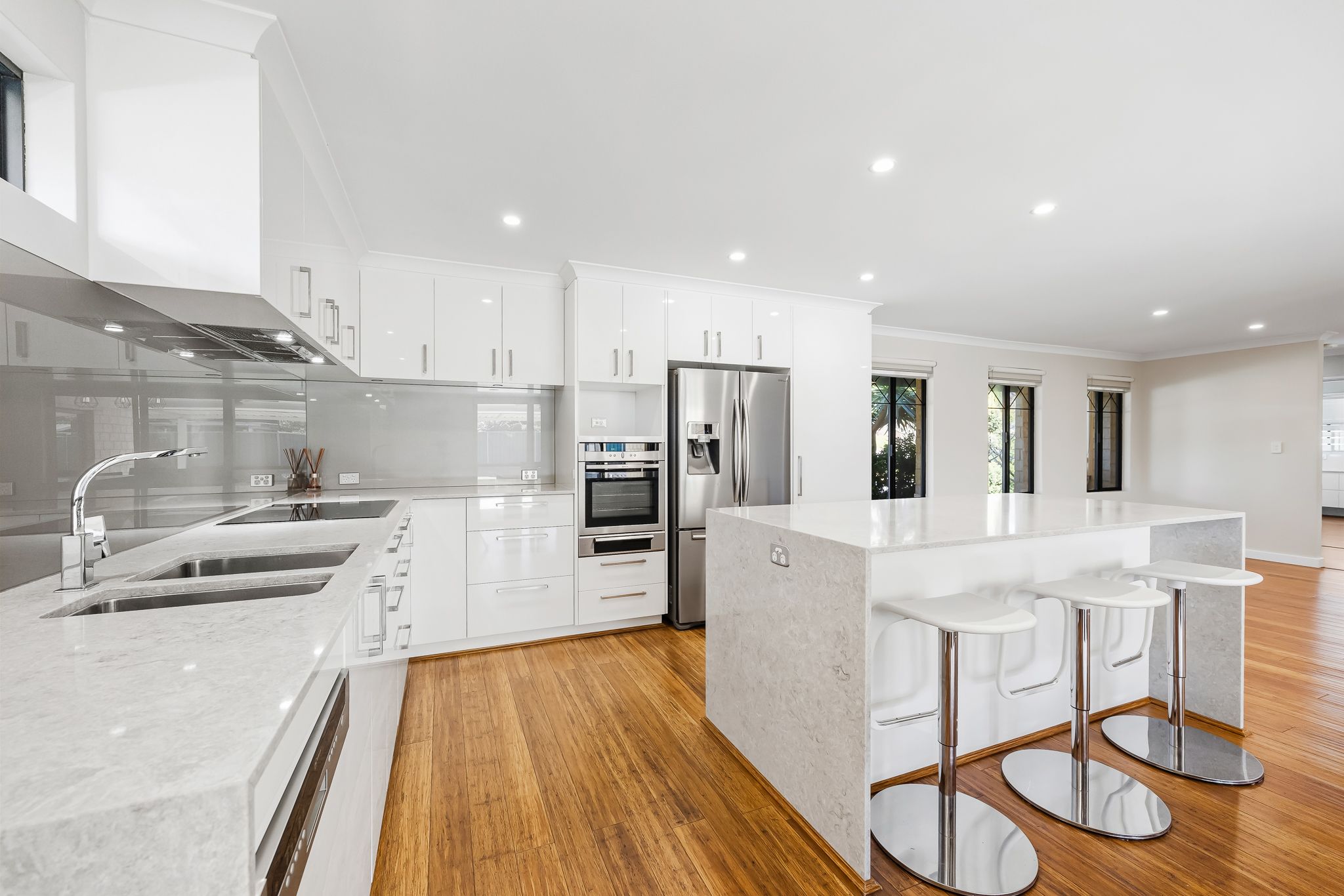 7 Sapphire Way, Maida Vale, WA 6057