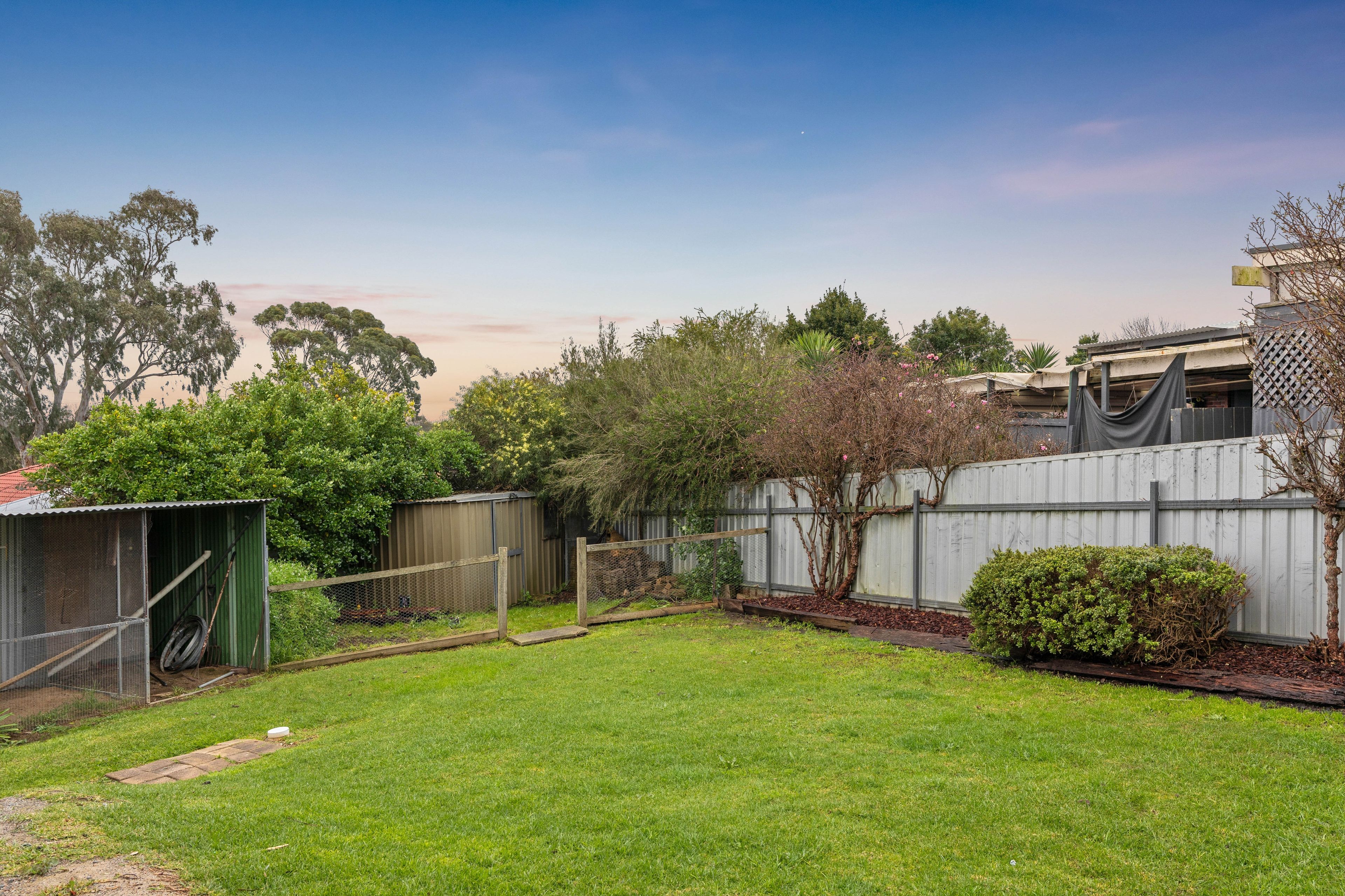 7 Hazel Court — photo 20 of 23