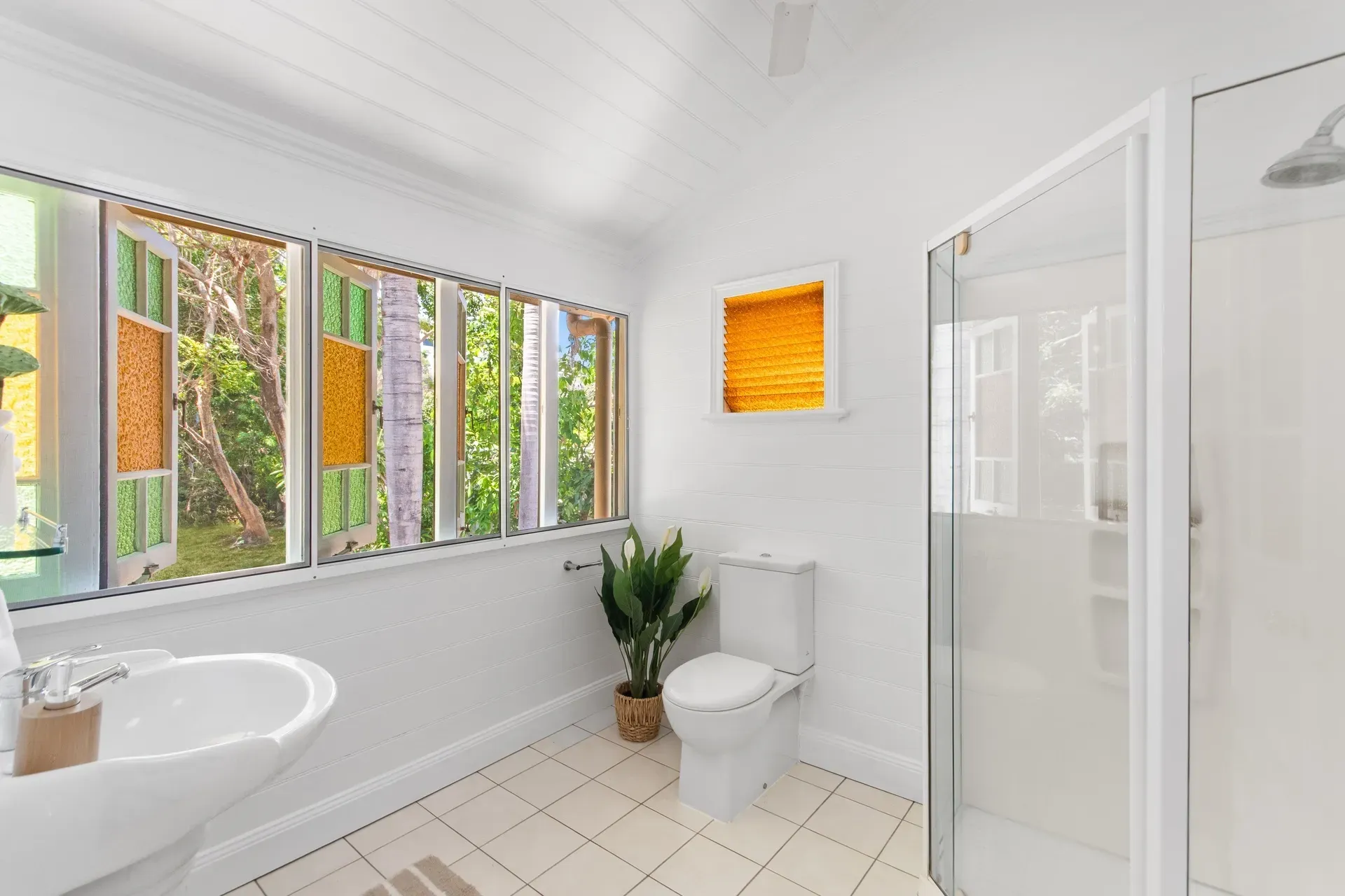 18 Primrose Street — photo 7 of 10